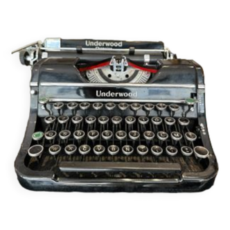 Underwood Chamion typewriter