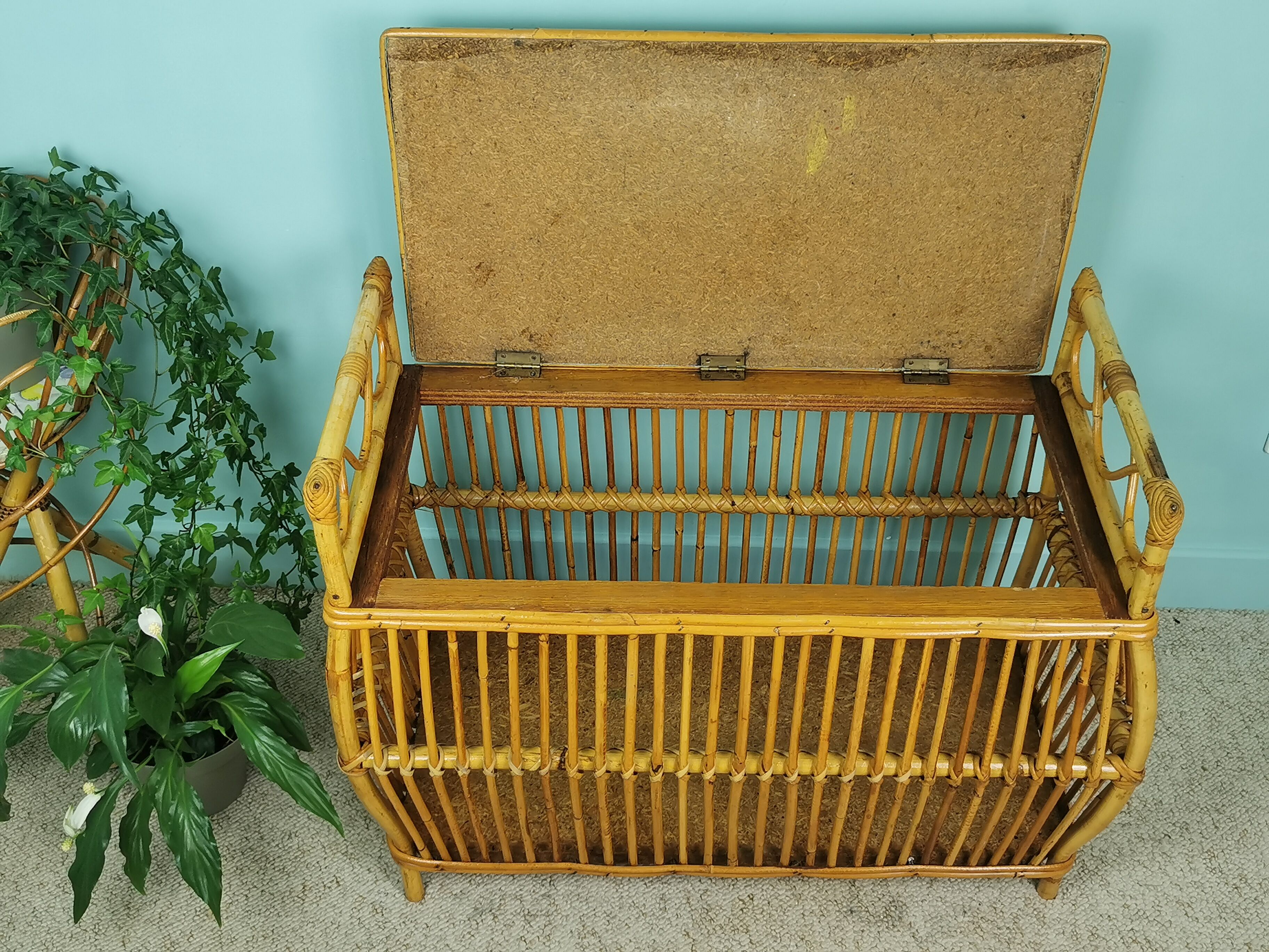 Rattan chest bench 60's