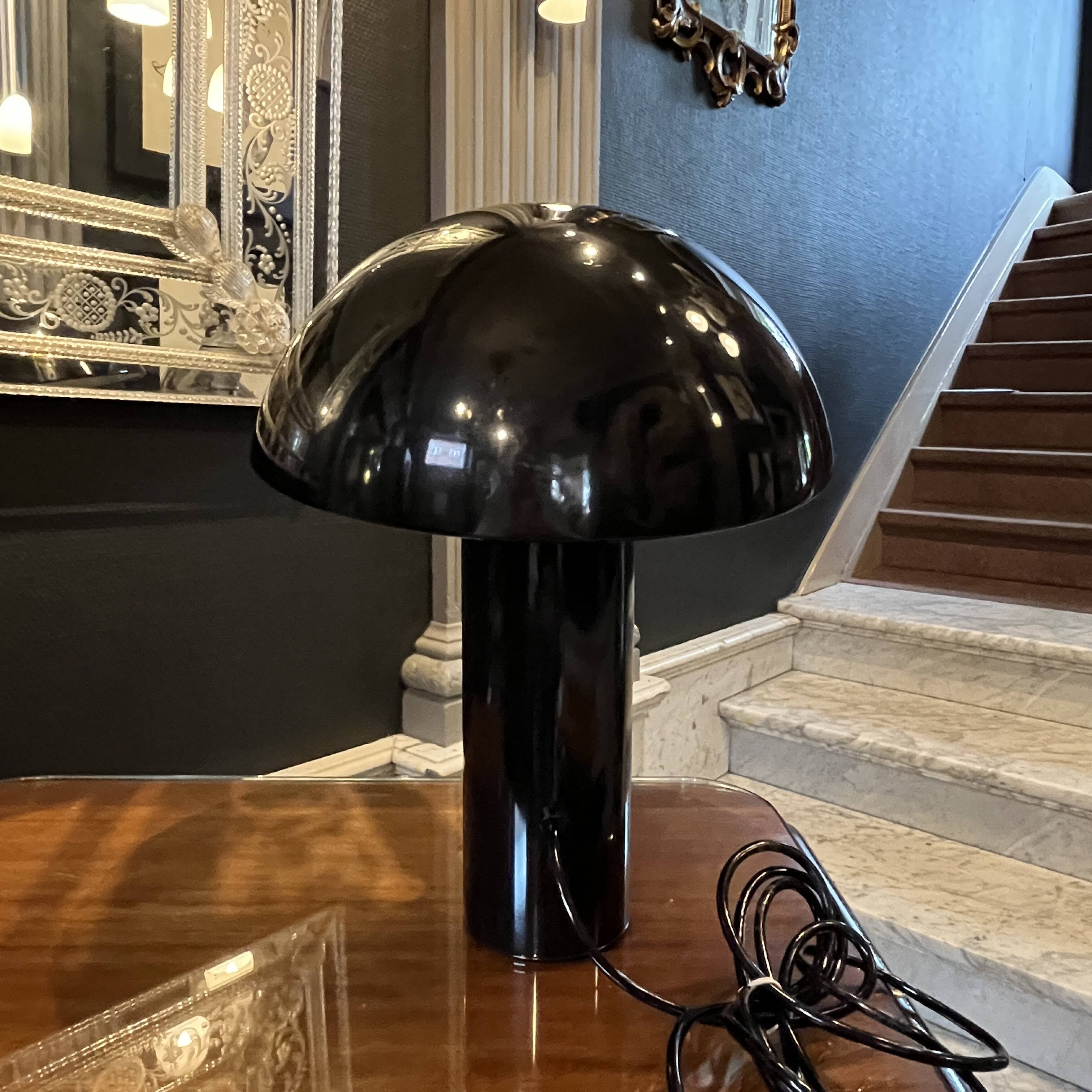 Table or desk lamp, franco mirenzi by valenti luce 'vaga' italian design 1978