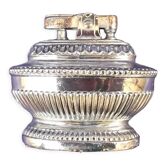Briquet en metal