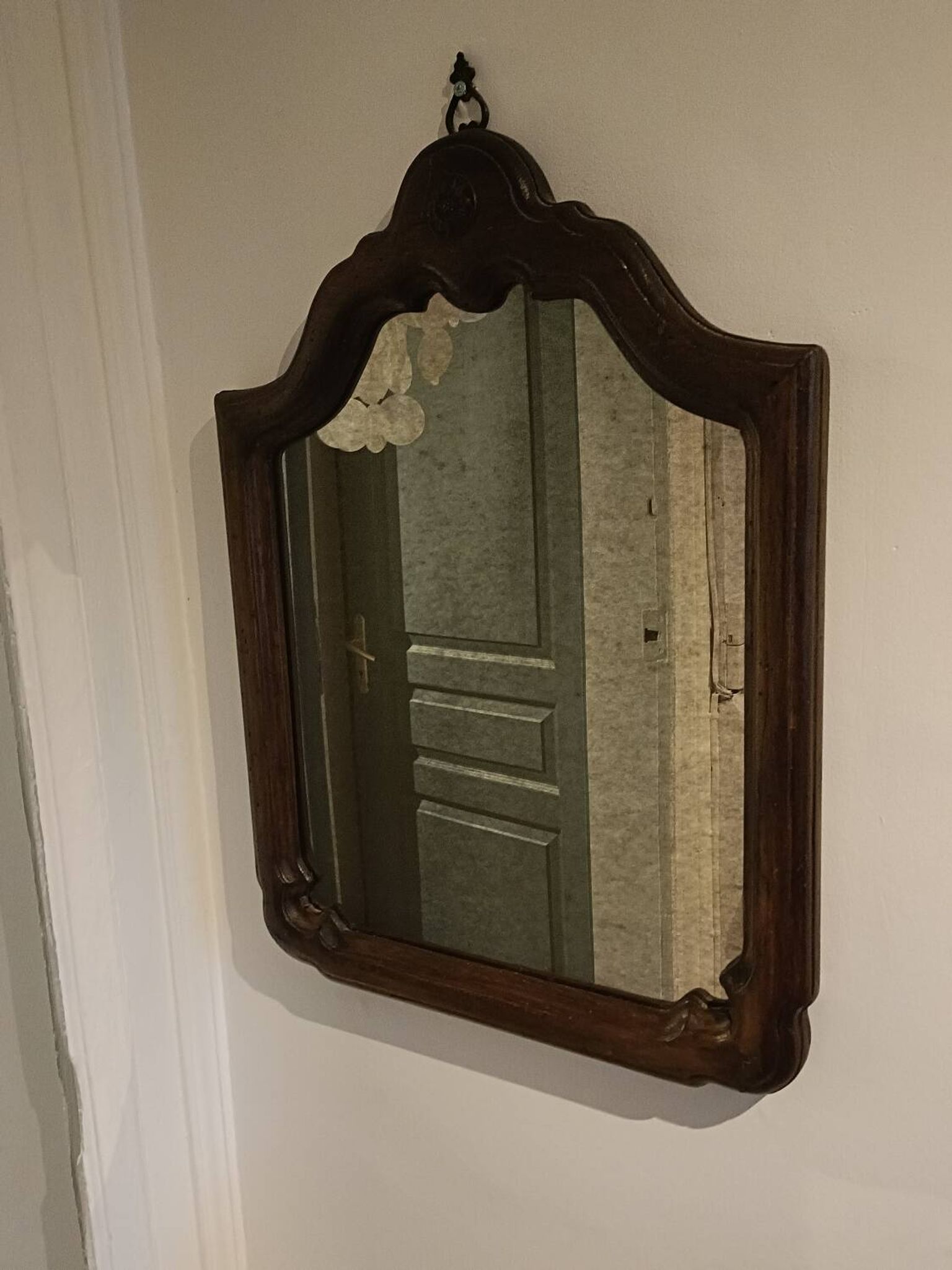 Miroir chantourné ancien, bois et bronze