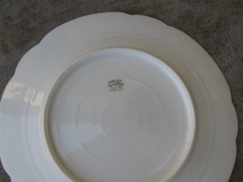 Former service a dessert, limoges, scalloped, flowers and gold