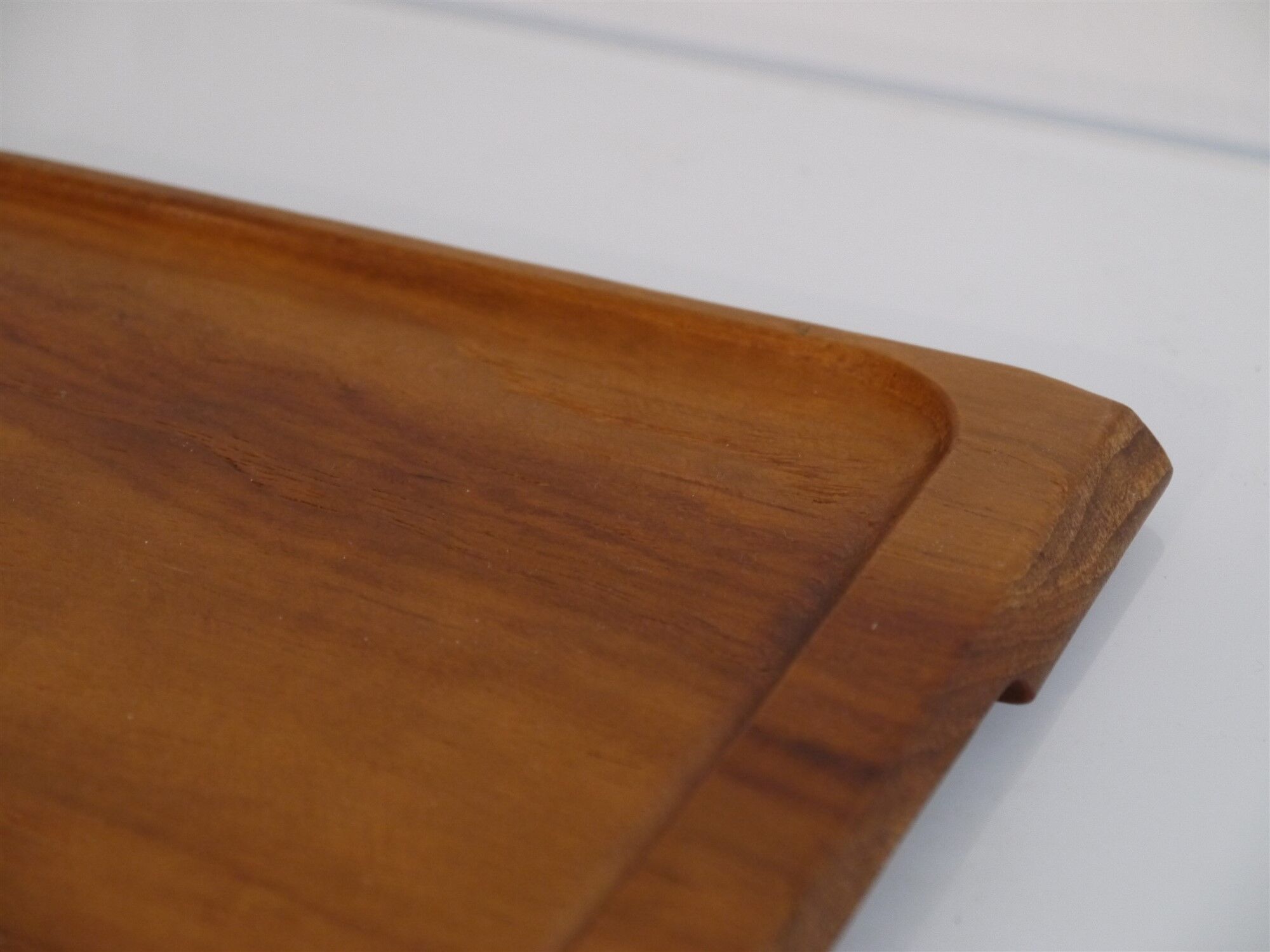 Plateau vintage scandinave en teck 1960