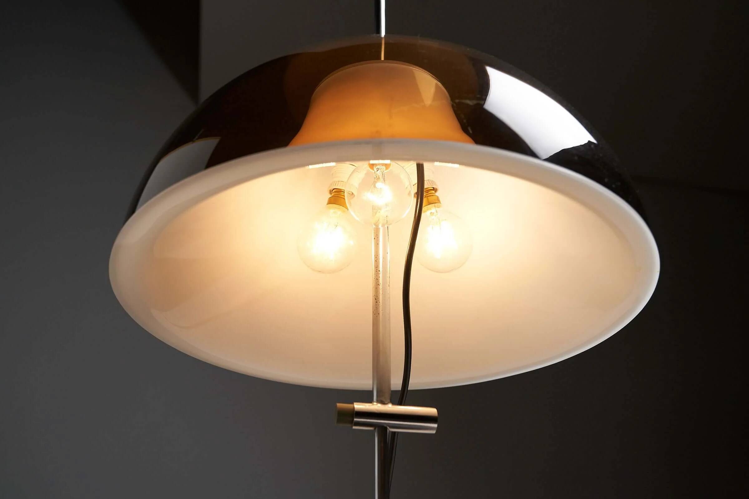 Mushroom space age table lamp by Elio Martinelli for Kontakt Leuchten