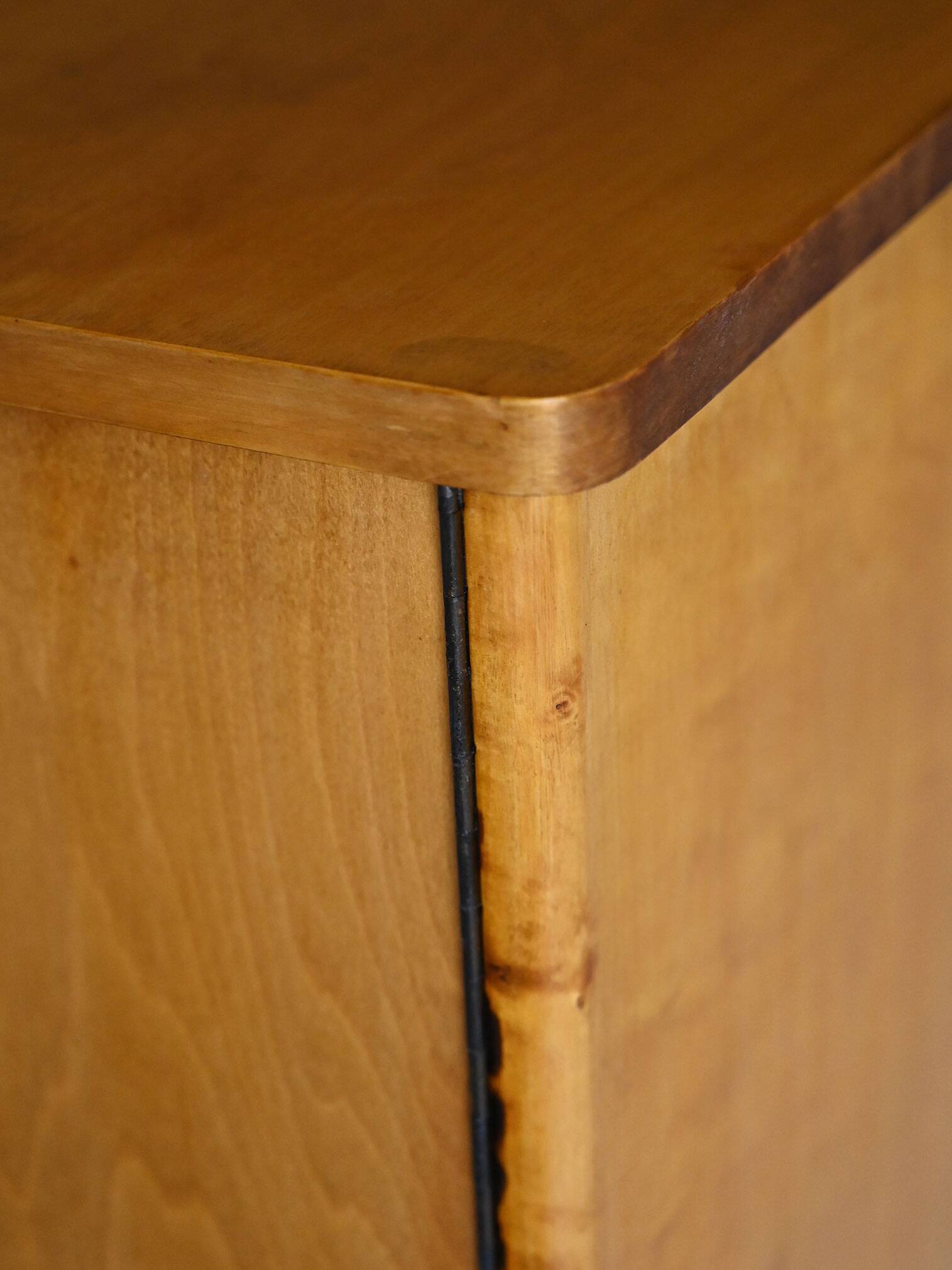 Armoire vintage scandinave