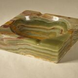 Onyx ashtray 10 x 10