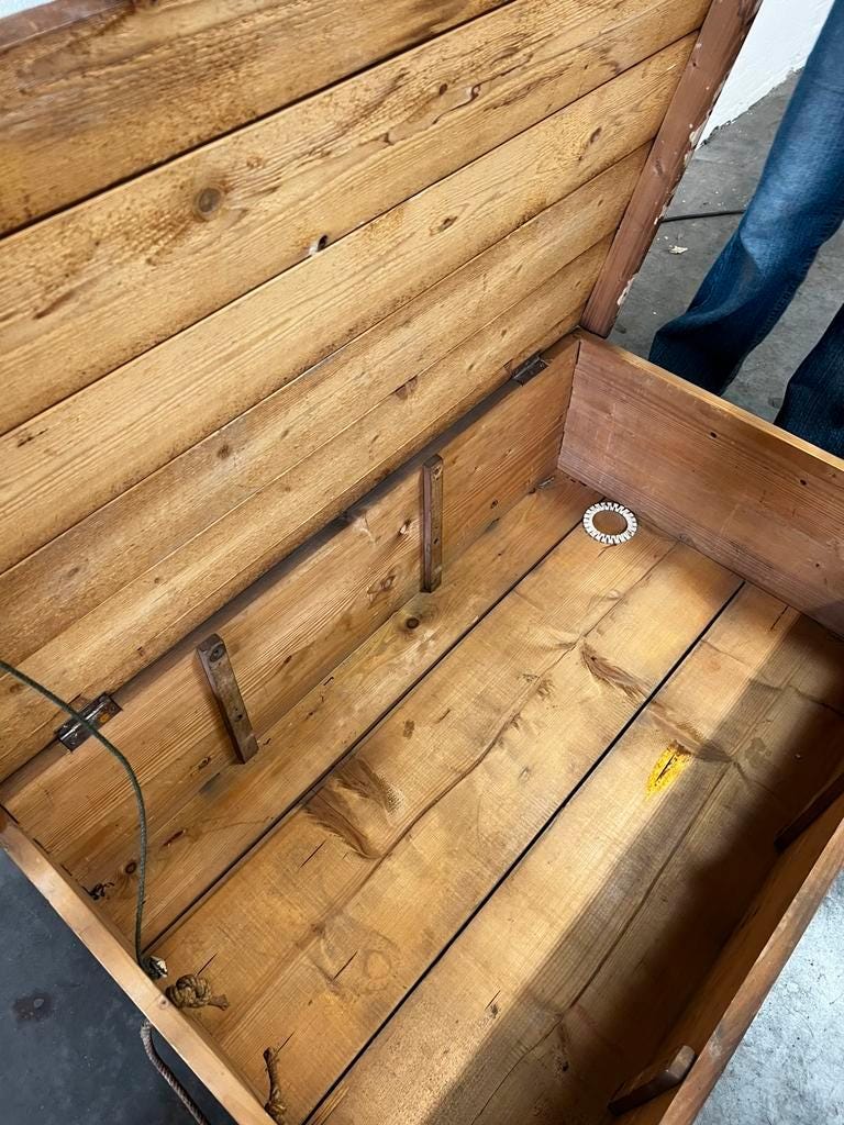 Vintage wooden chest / side table / coffee table