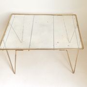 Coffee table gilded metal and white rigidule top 50