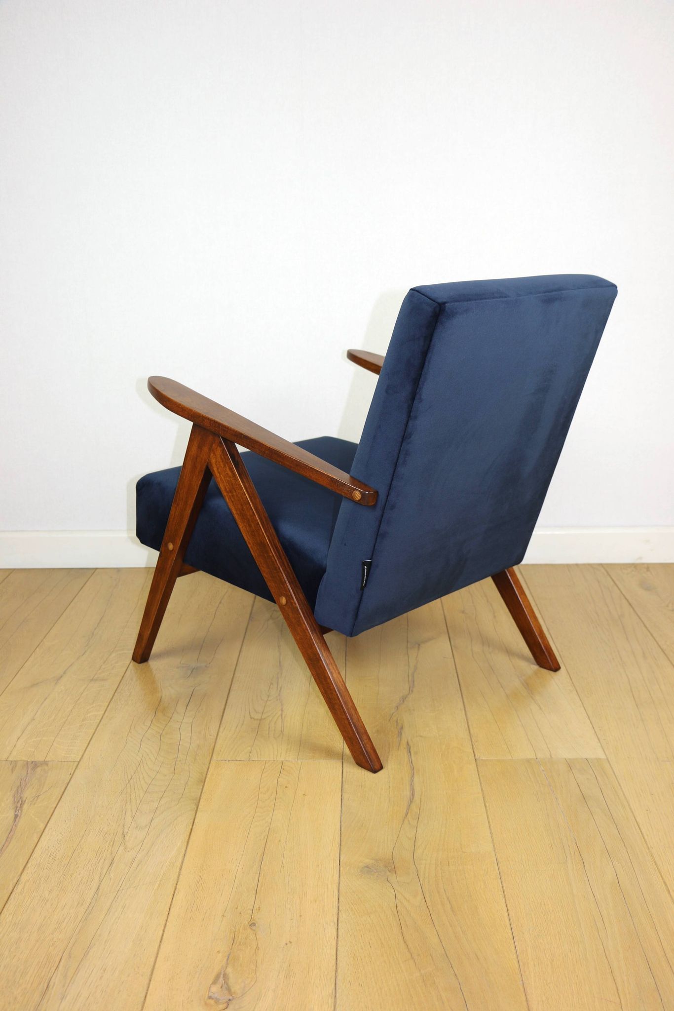 Classic armchair Var B-310 1960s vintage navy velvet - dark wood - 2 pieces available