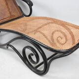 Thonet lounge chair