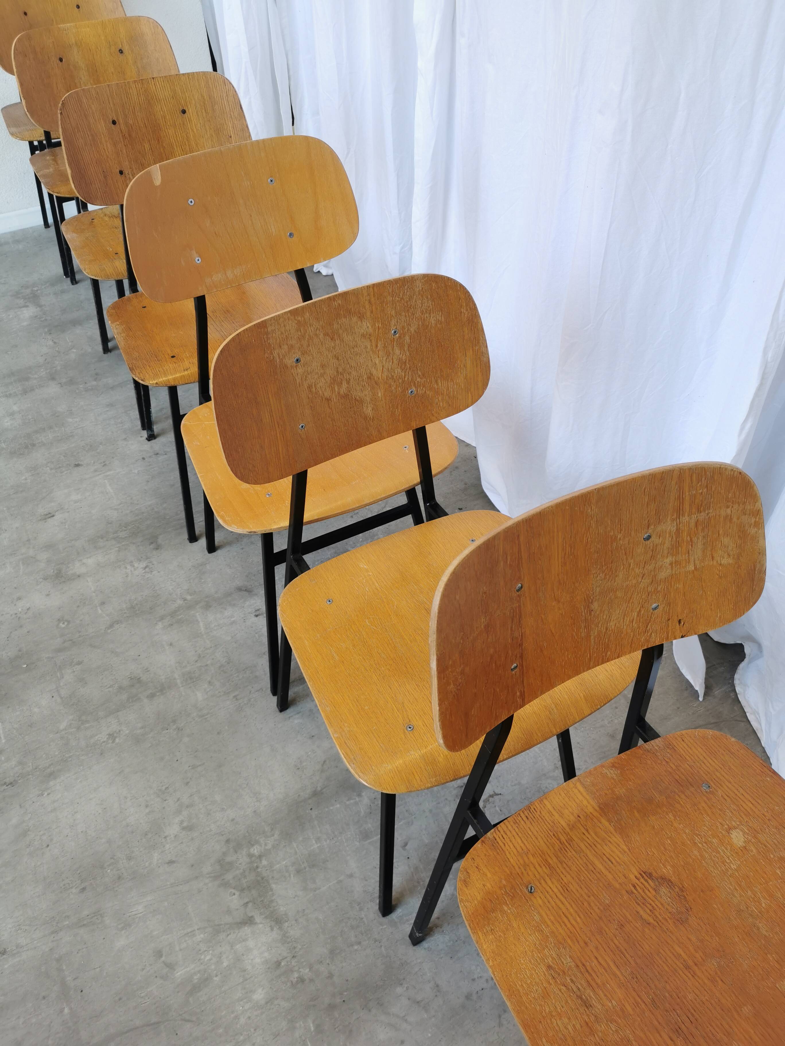 Set of 7 vintage school chairs by stol kamnik / 1970s yugoslavia / mid-cent