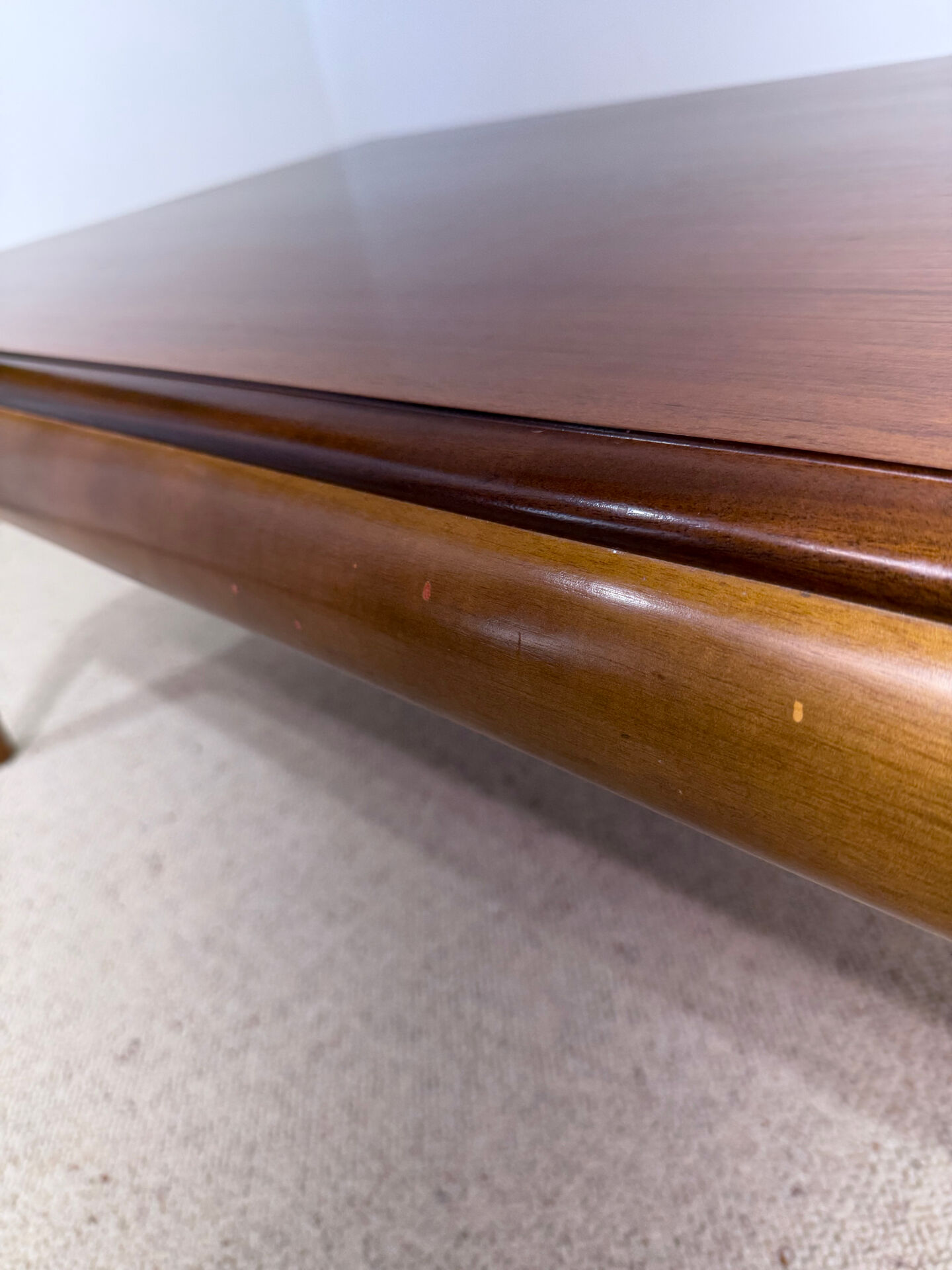 Vintage coffee table Johnart Design – organic lines