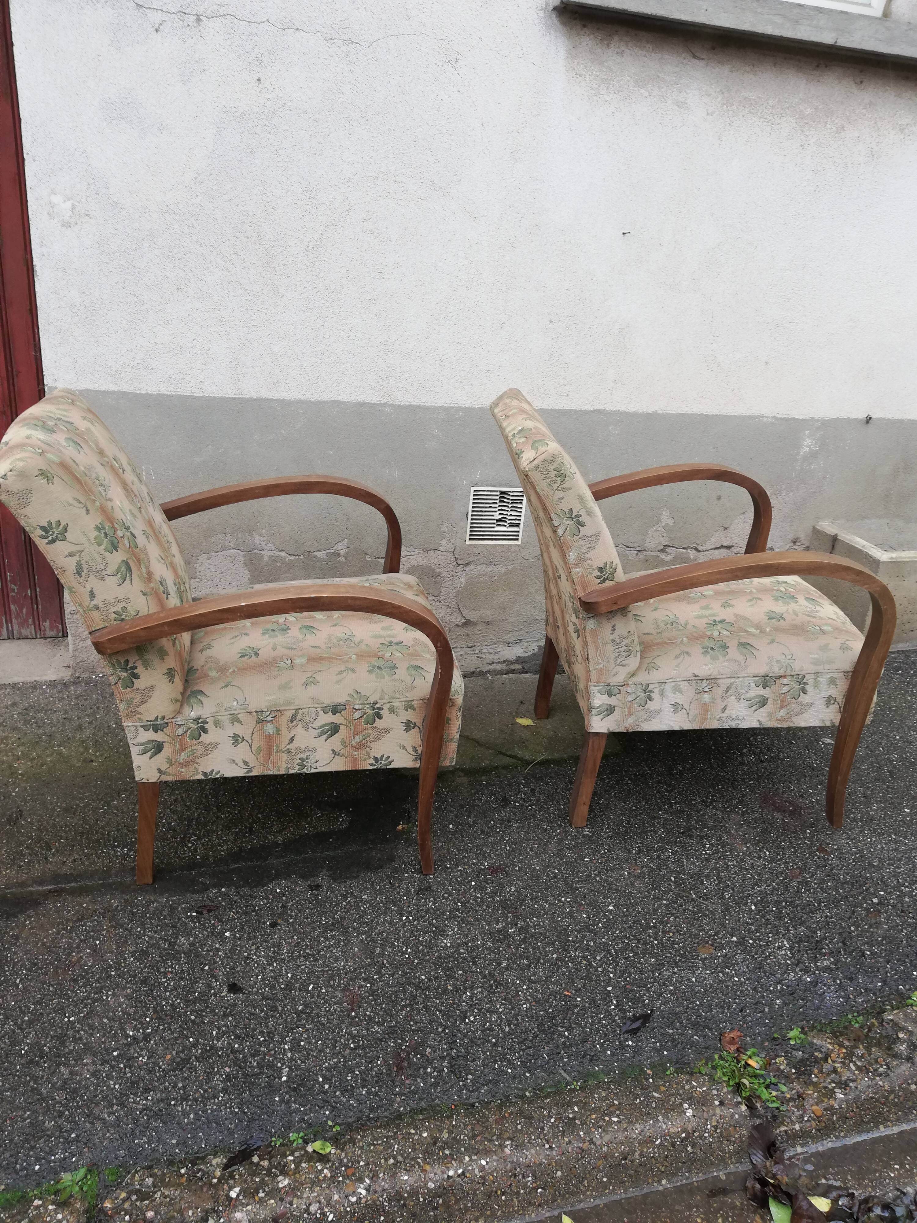 Paire de fauteuils années 50 tissu fleuri