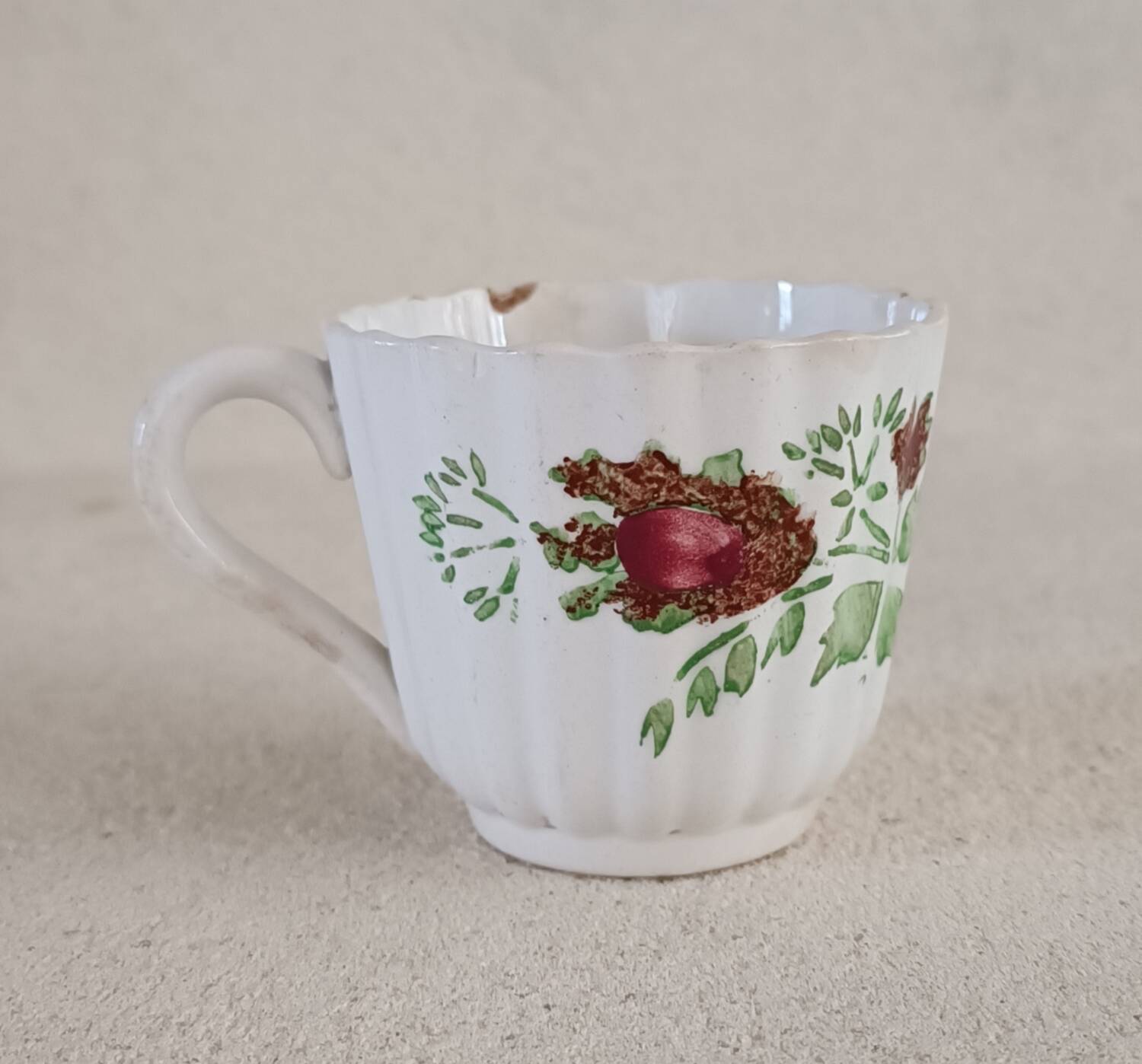 Digoin Sarreguemines iron earth mug