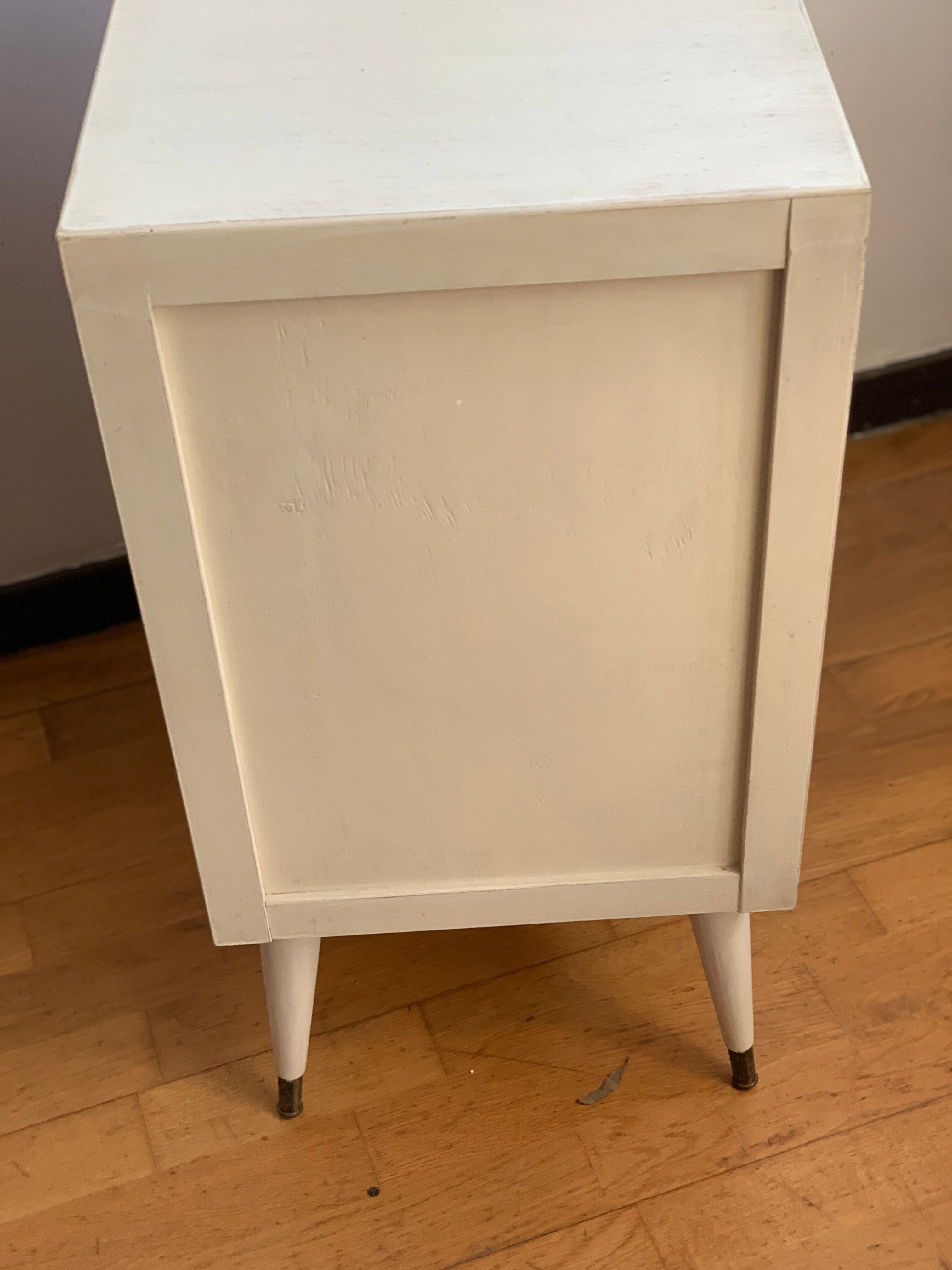 Vintage chest of drawers