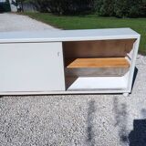 Furniture of metier