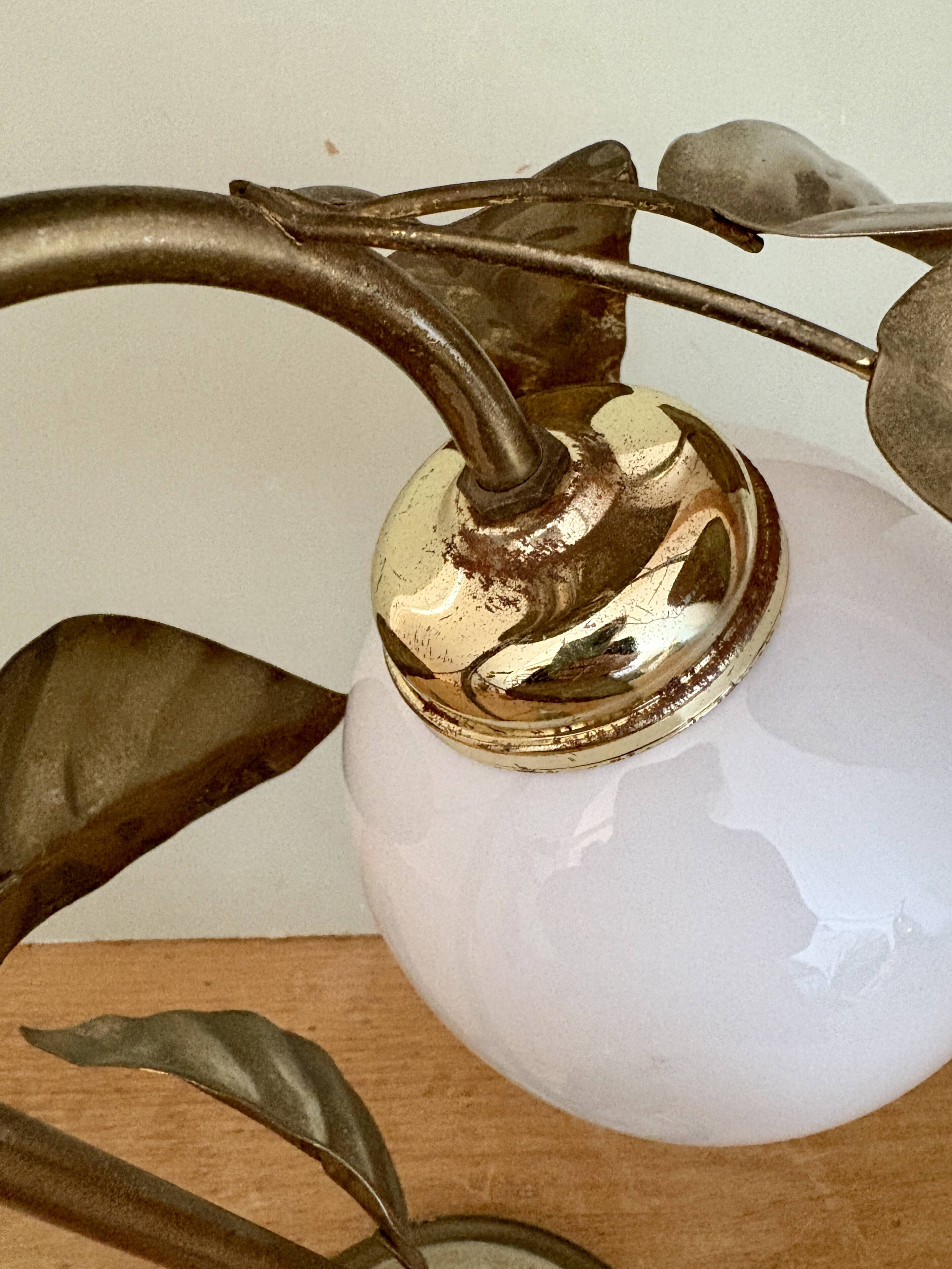 Vintage lamp with leaves in gilded brass and white opaline globe