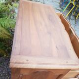 Cherry chest of drawers