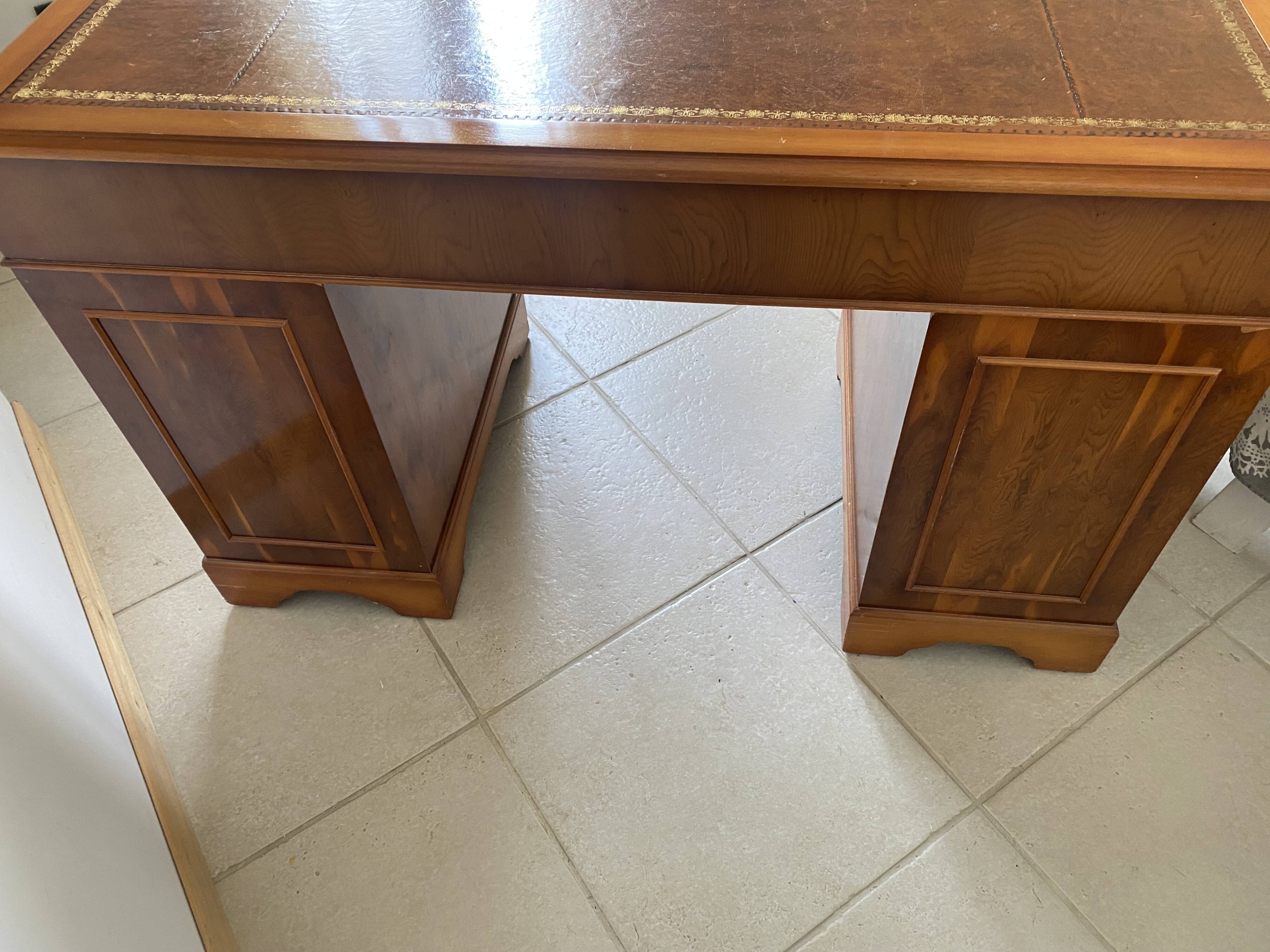 Bureau anglais acajou