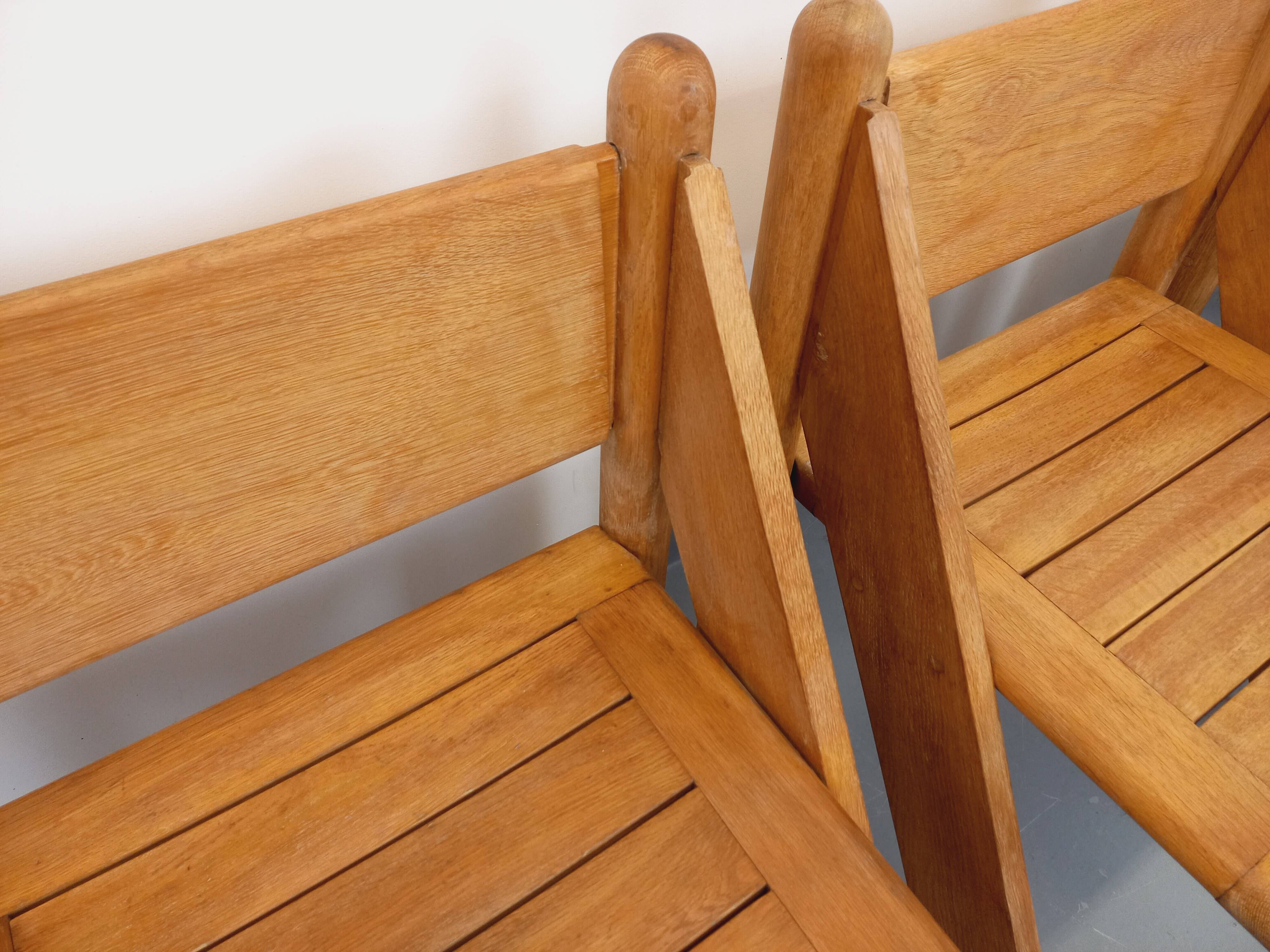 Set of 4 vintage brutalist chairs in solid oak from the 1960s.
