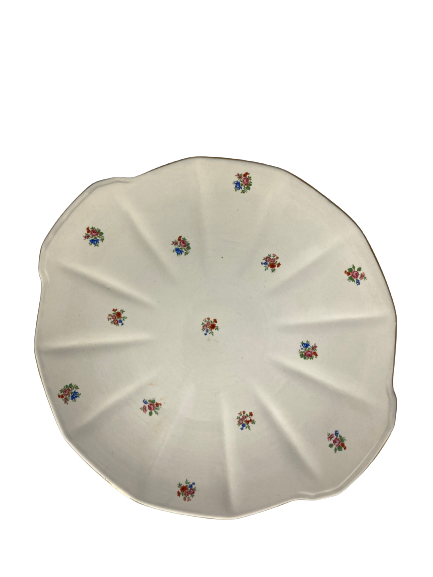 Porcelain cake dish