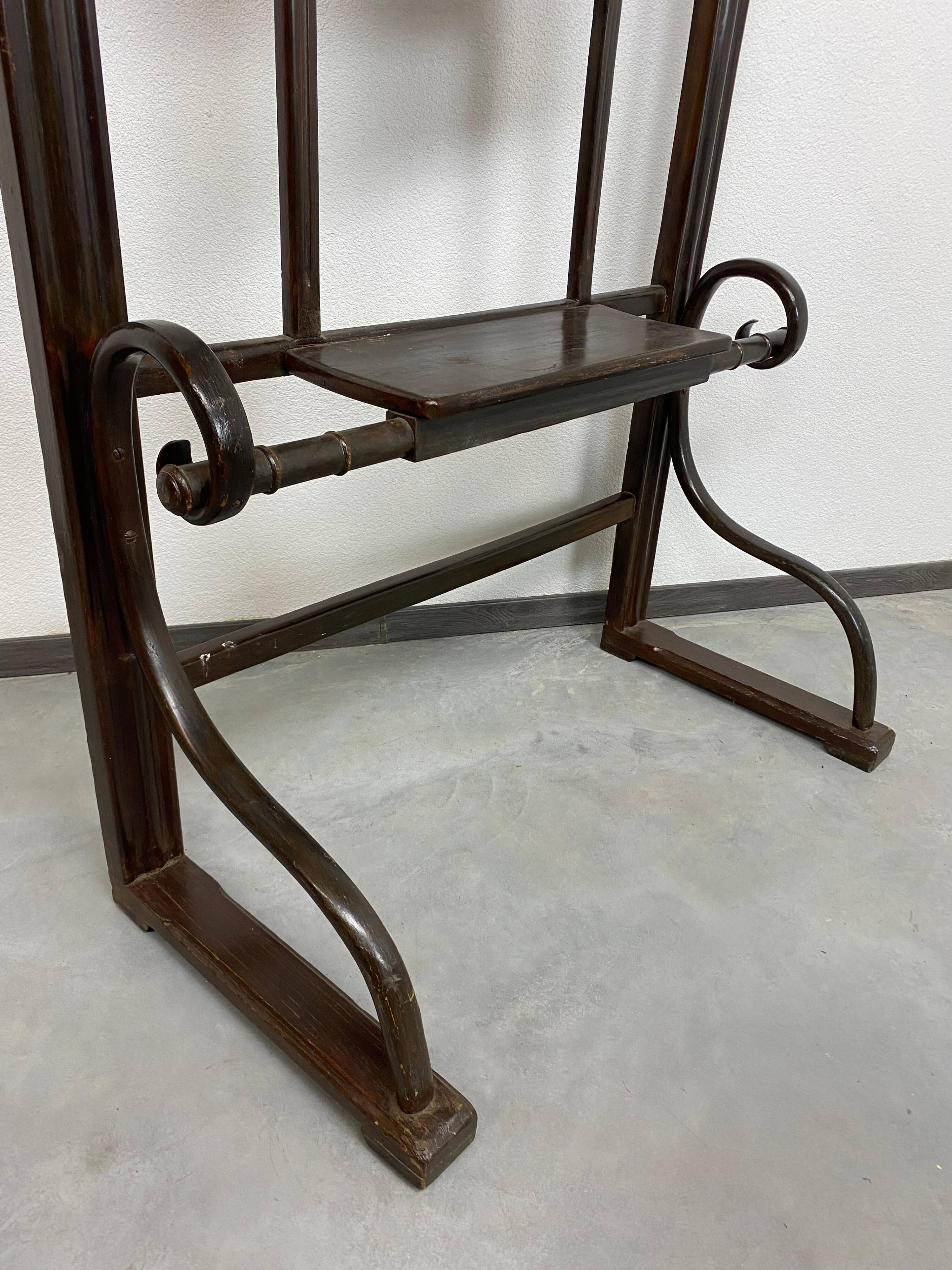 Curved wooden coat rack no. 1082 by J&J Kohn