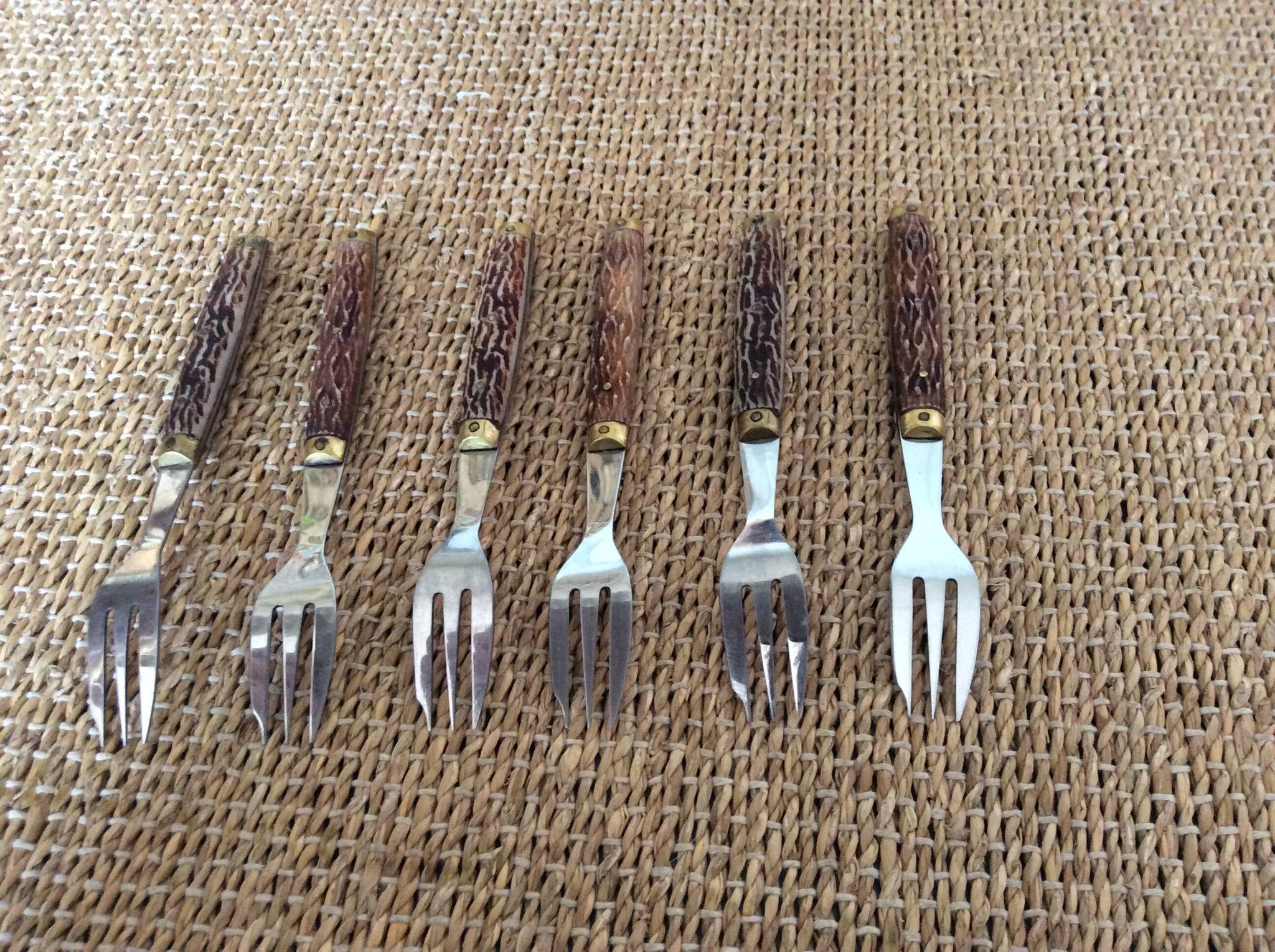 6 cake forks