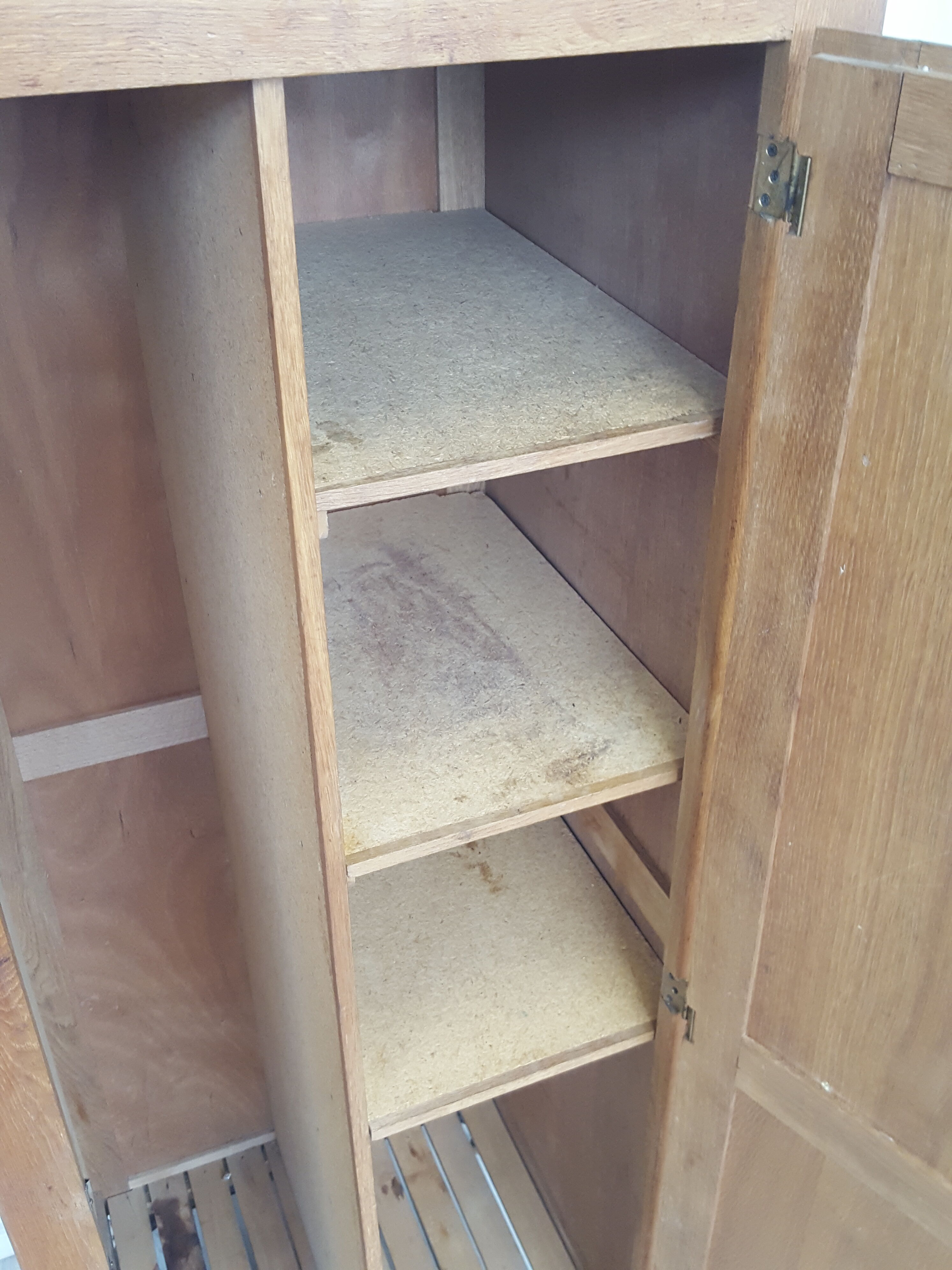 boarding Cabinet