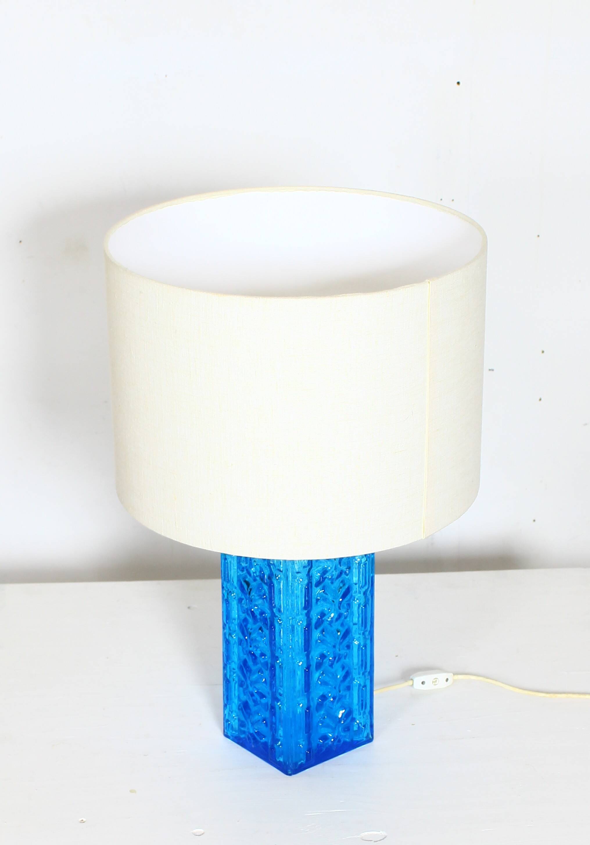 Vintage 1960s table lamp in azure blue pressed glass for Orref.