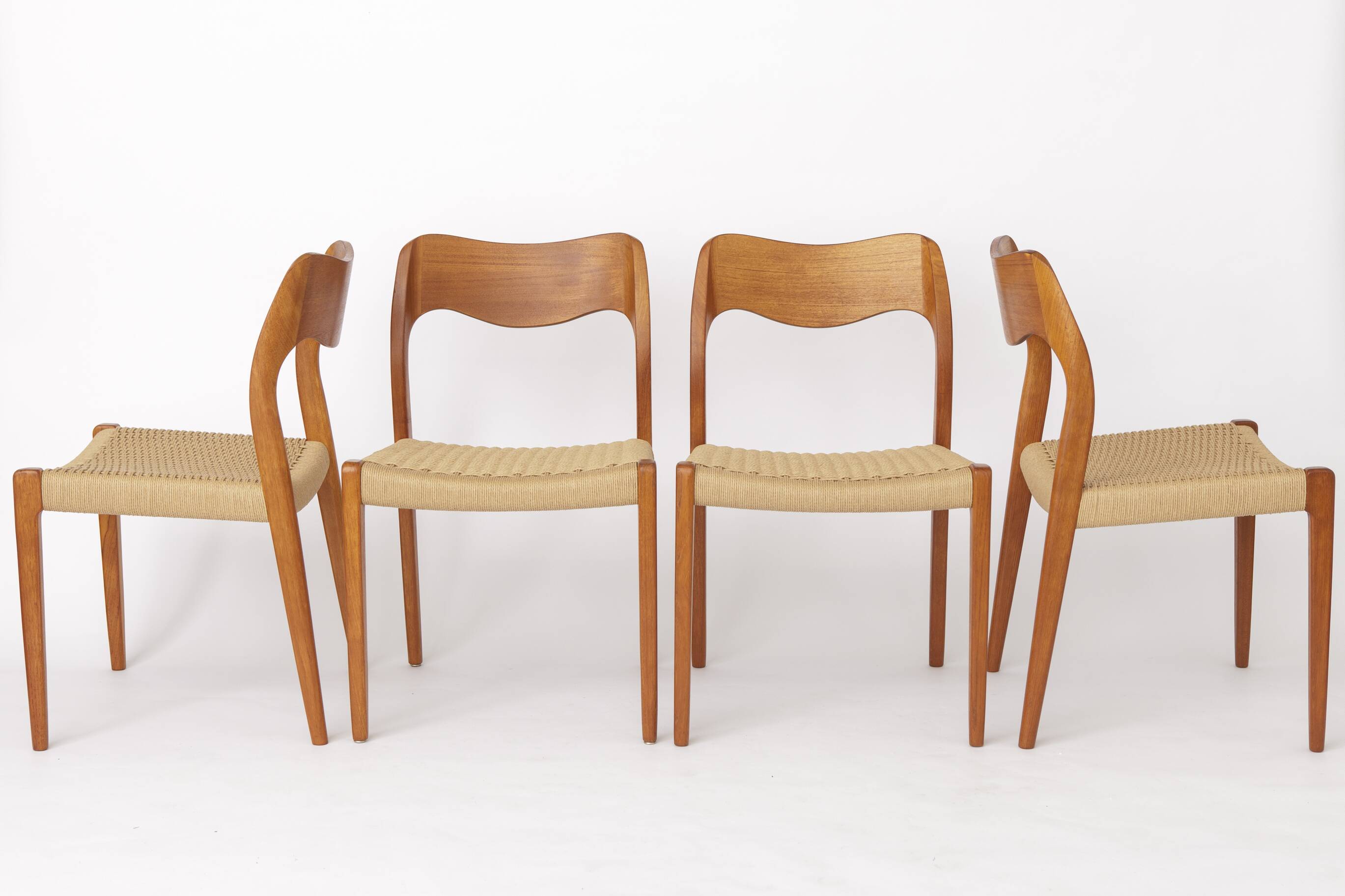 Set of 8 Niels Otto Møller Model 71 Chairs, 1960s Danish Mid Century Modern