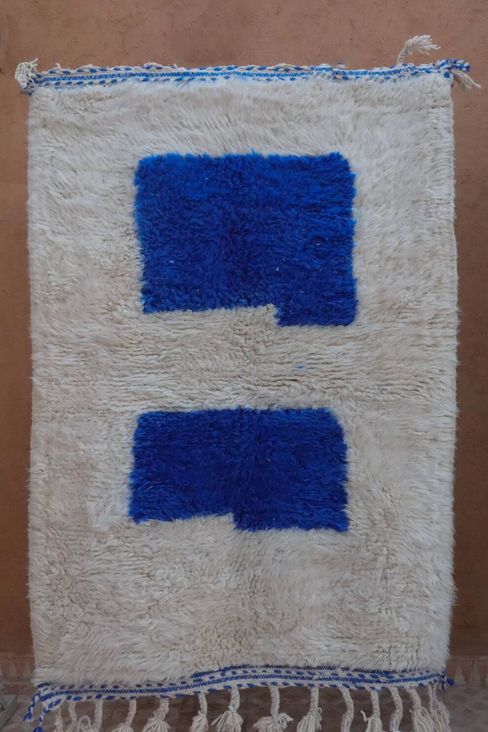 Traditional handmade Beni Ouarin rug size 150 x 250 cm