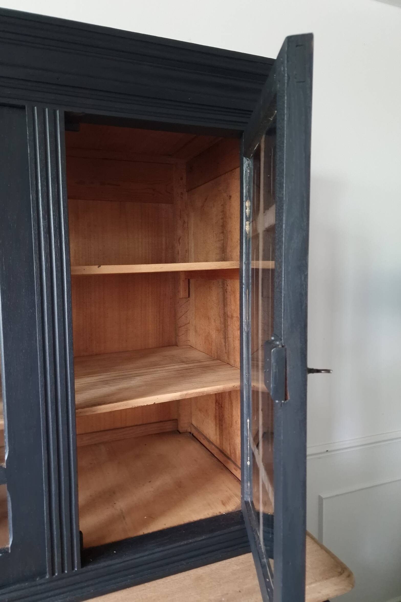Old dresser