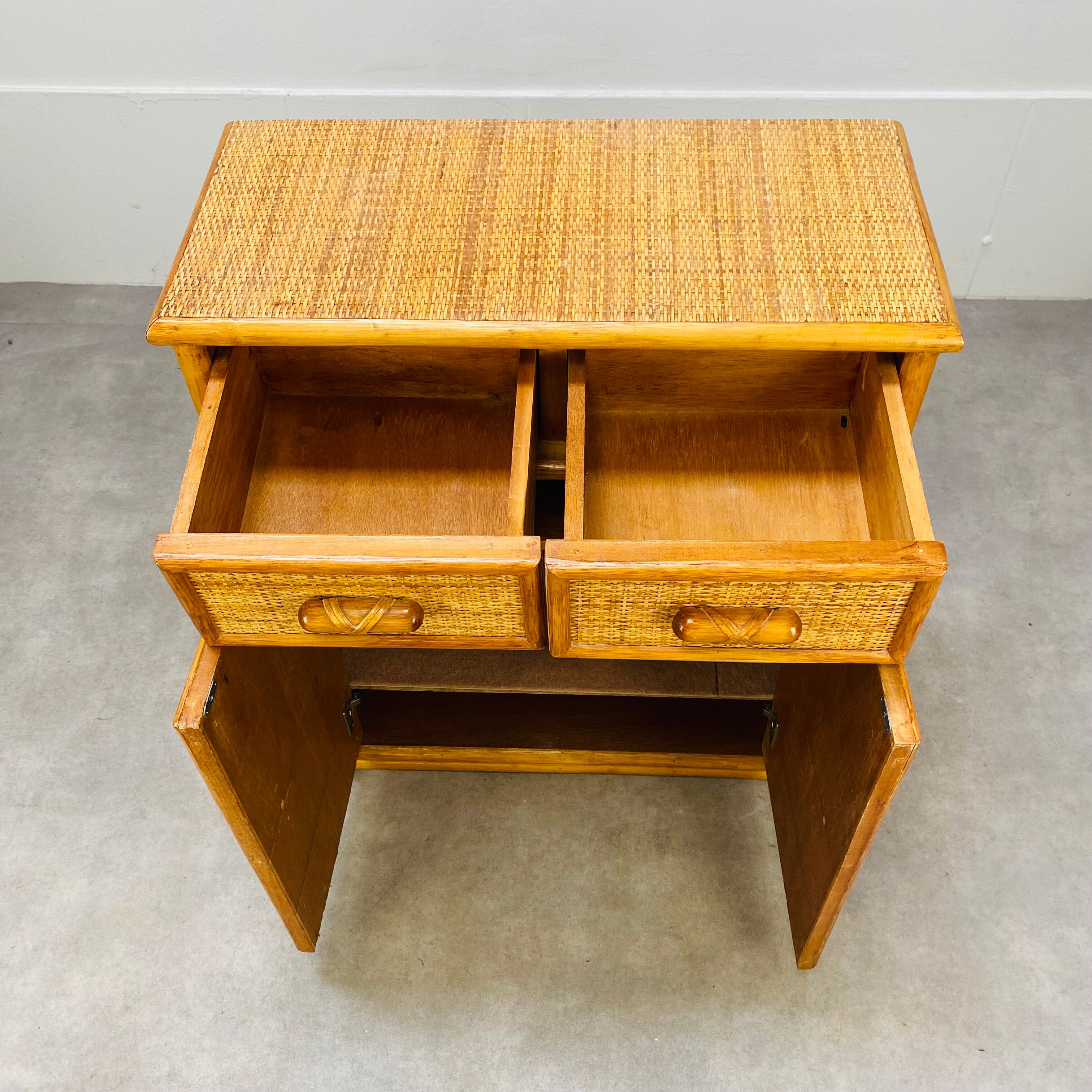 Rattan chest of drawers 60s