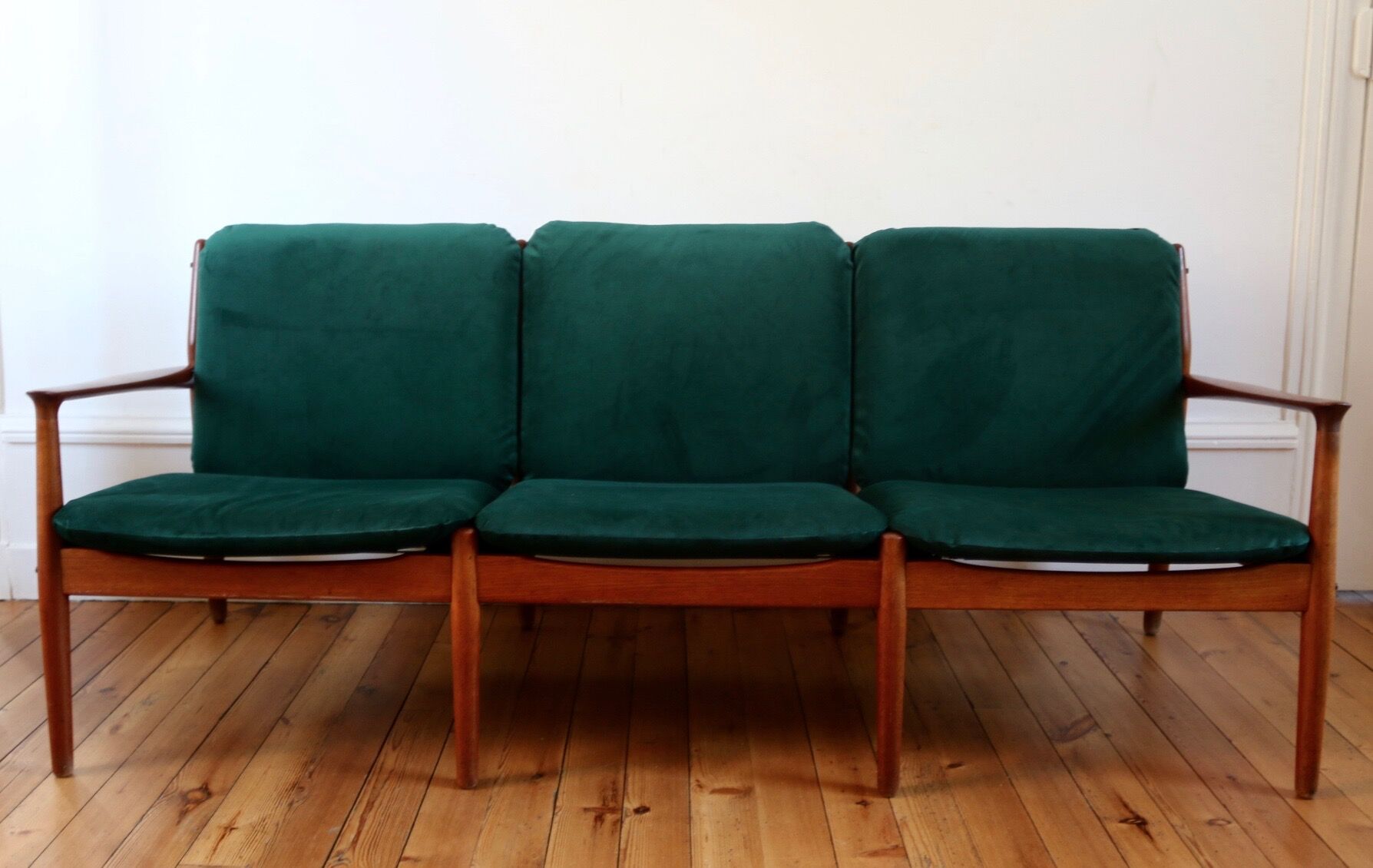 Scandinavian GM5 teak bench by Sven Aage Eriksen