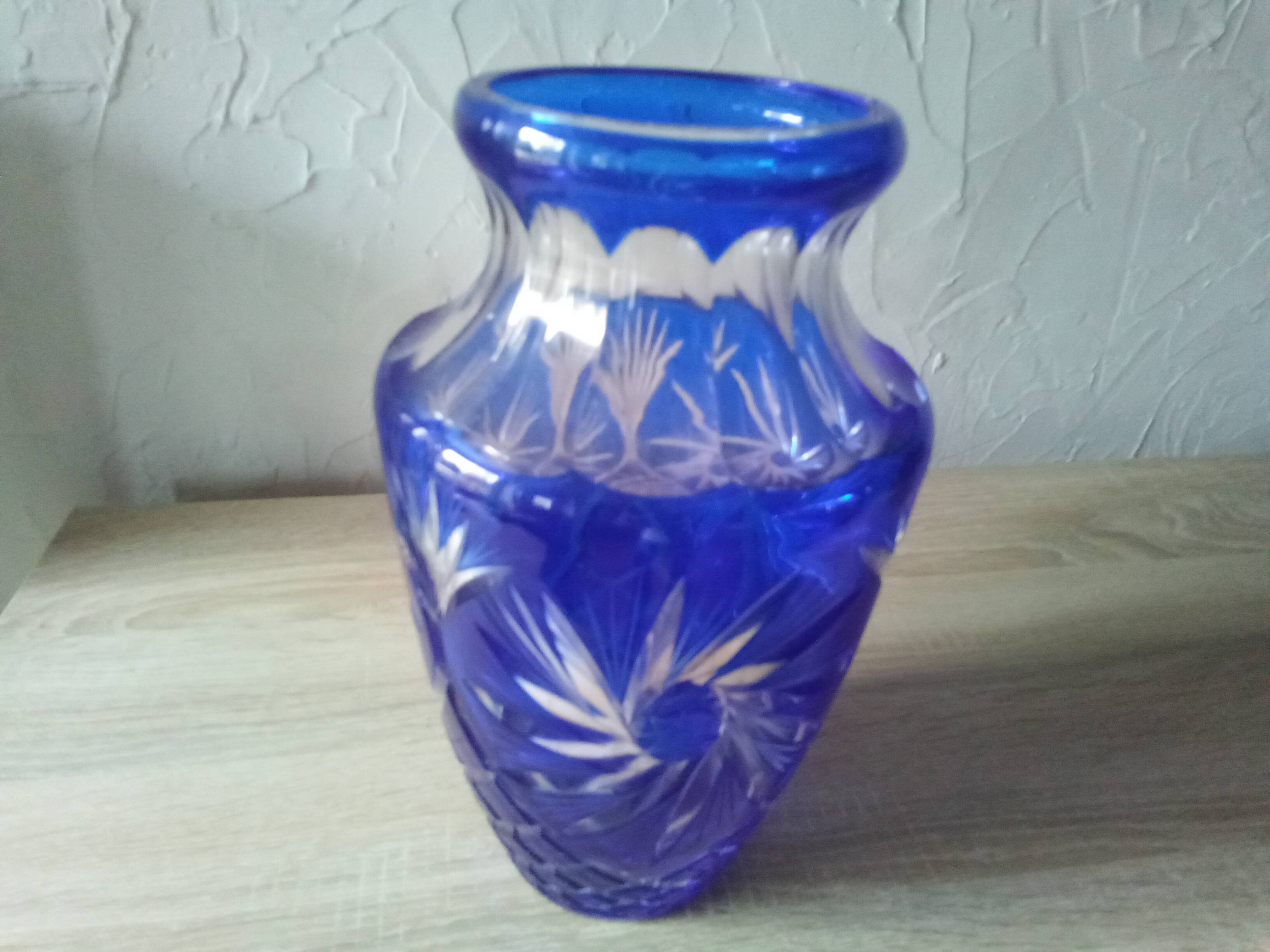 Remarkable and imposing crystal vase from Saint Louis Art Deco 1940/1950.