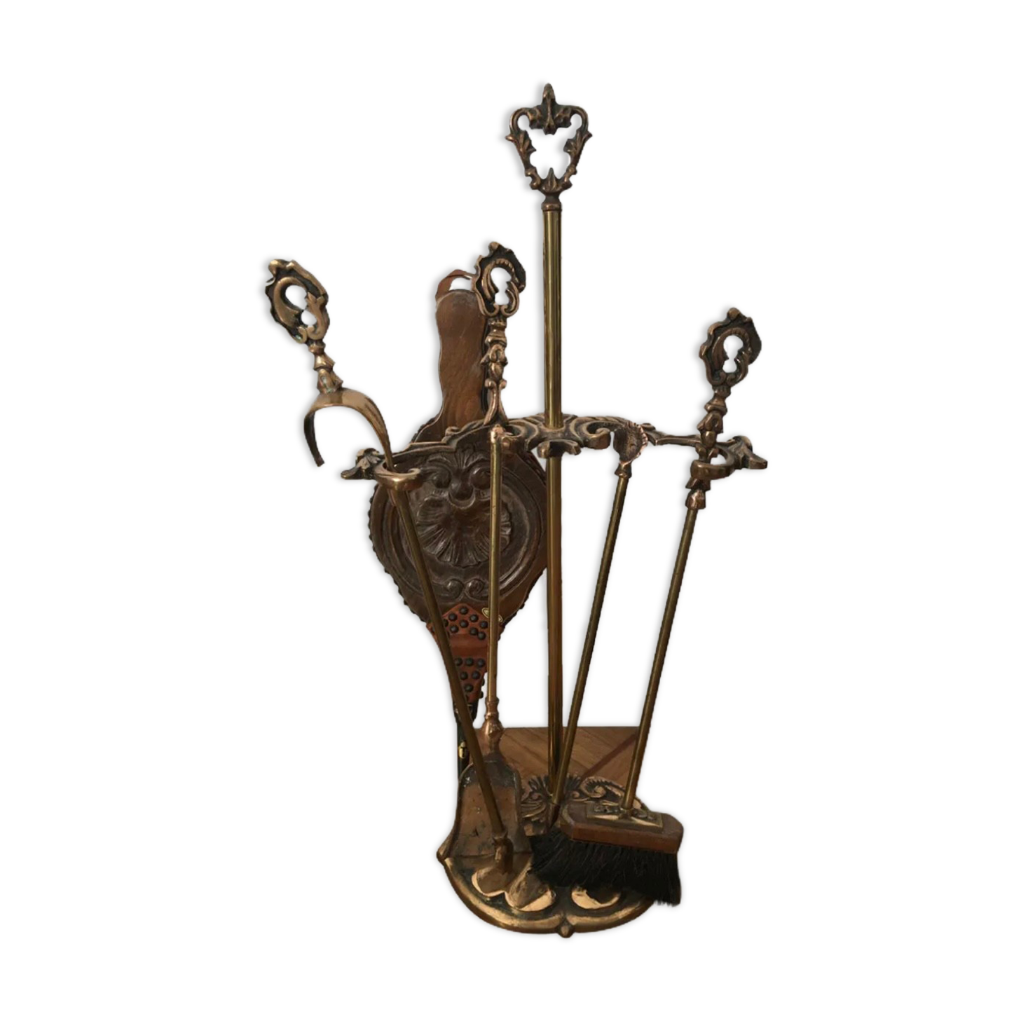 Copper fireplace servant