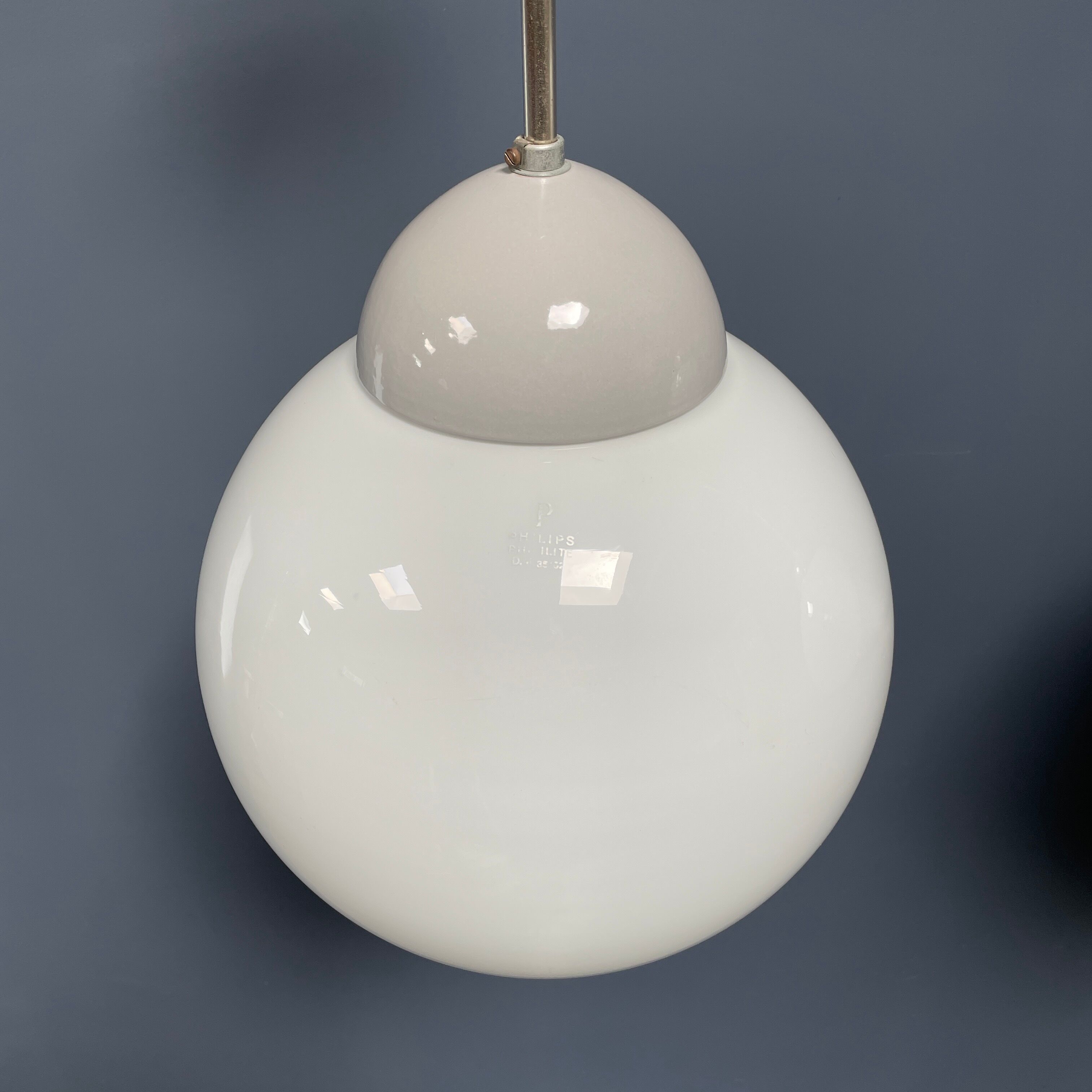 Ensemble de deux suspensions opalines Philips Phililight