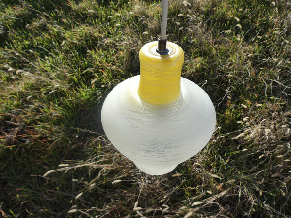 suspension en verre texturé blanche et jaune vintage années 50