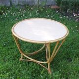 Round rattan table