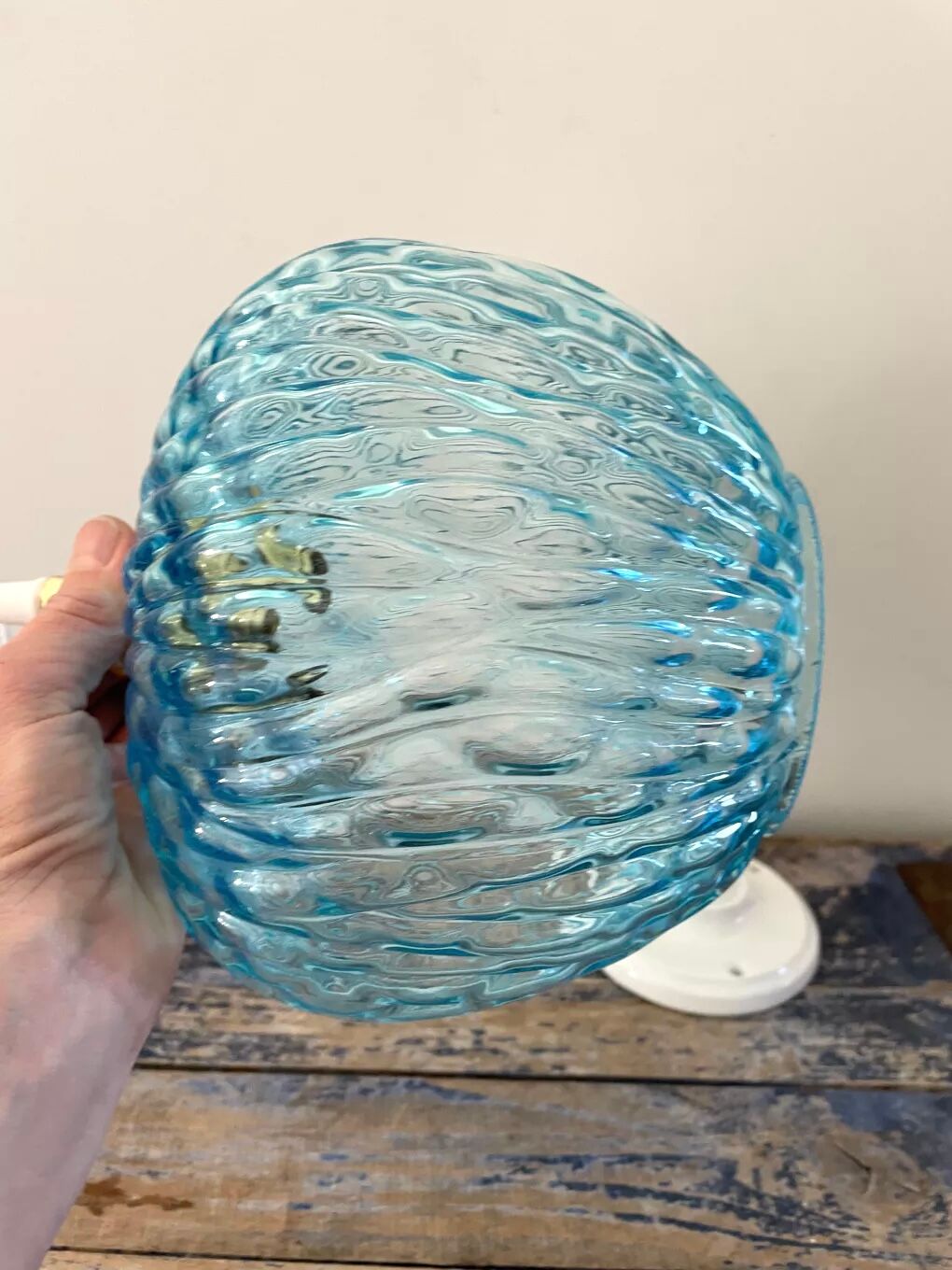 Vintage turquoise blue pendant lamp in electrified chiseled glass to nine