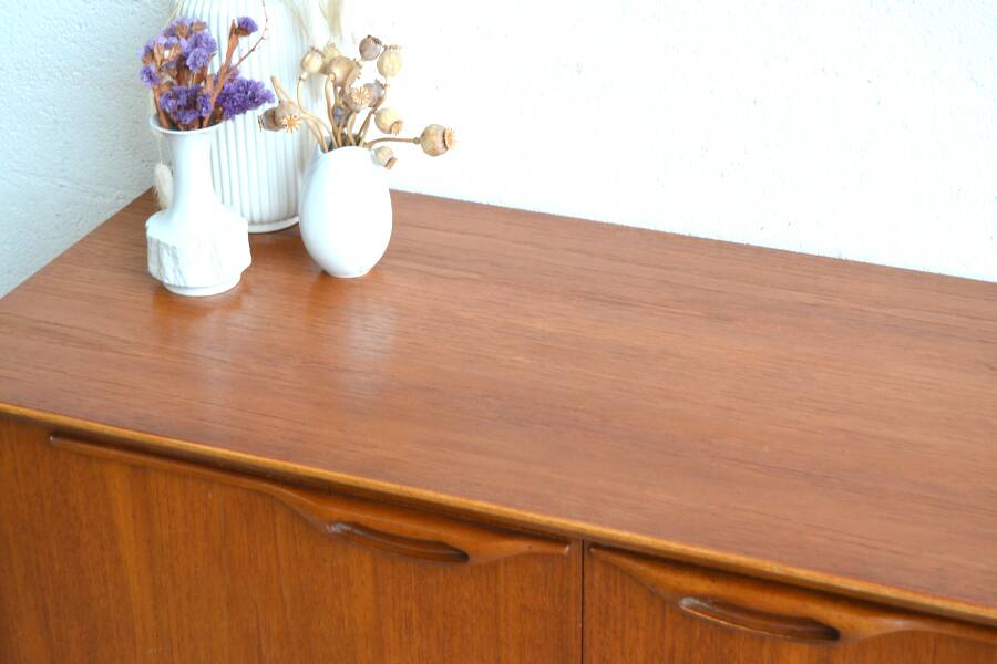 Teak sideboard by Jentique * 168 cm
