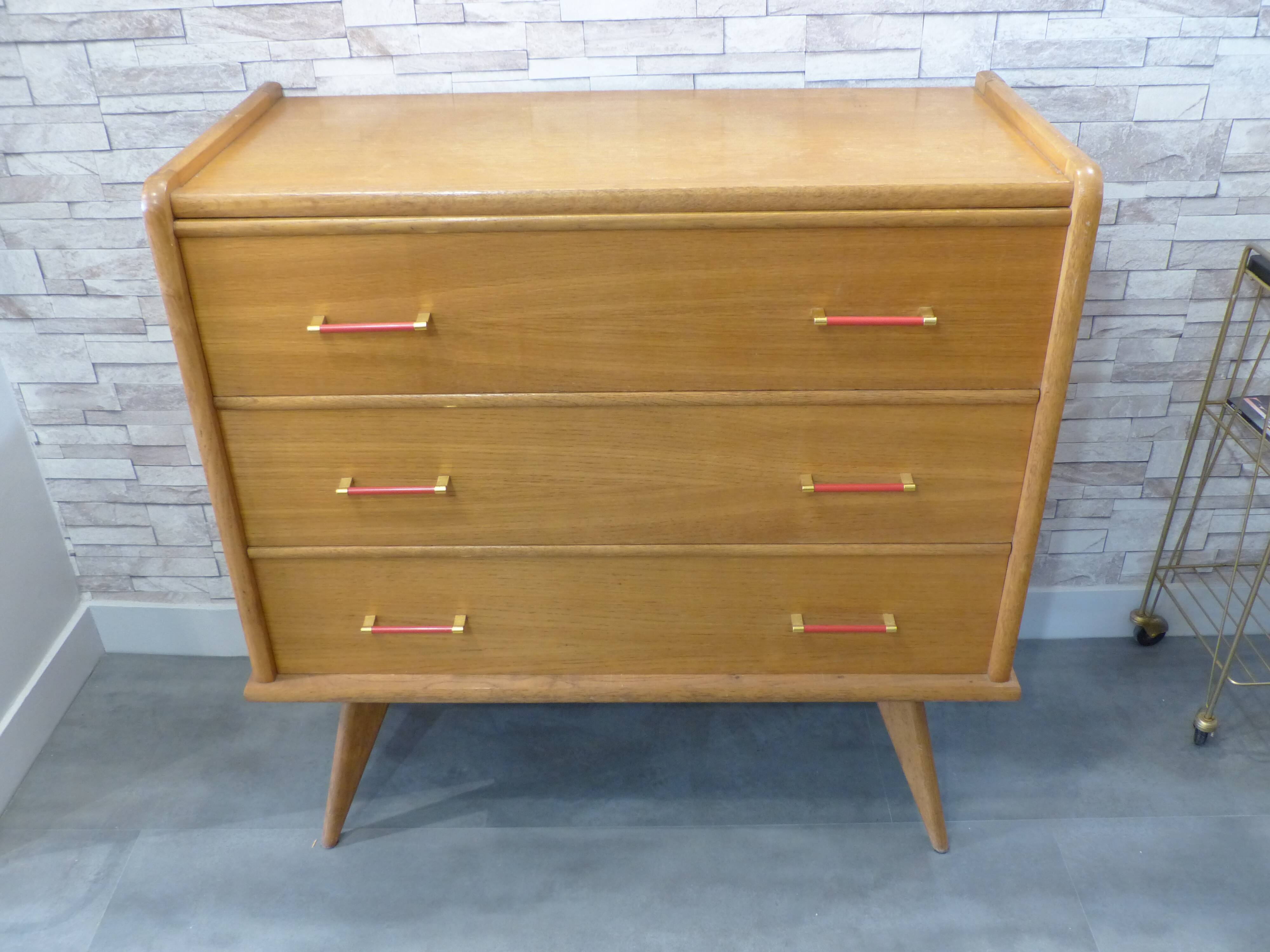 Dresser vintage feet compass