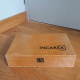 Box compartmentalized wooden