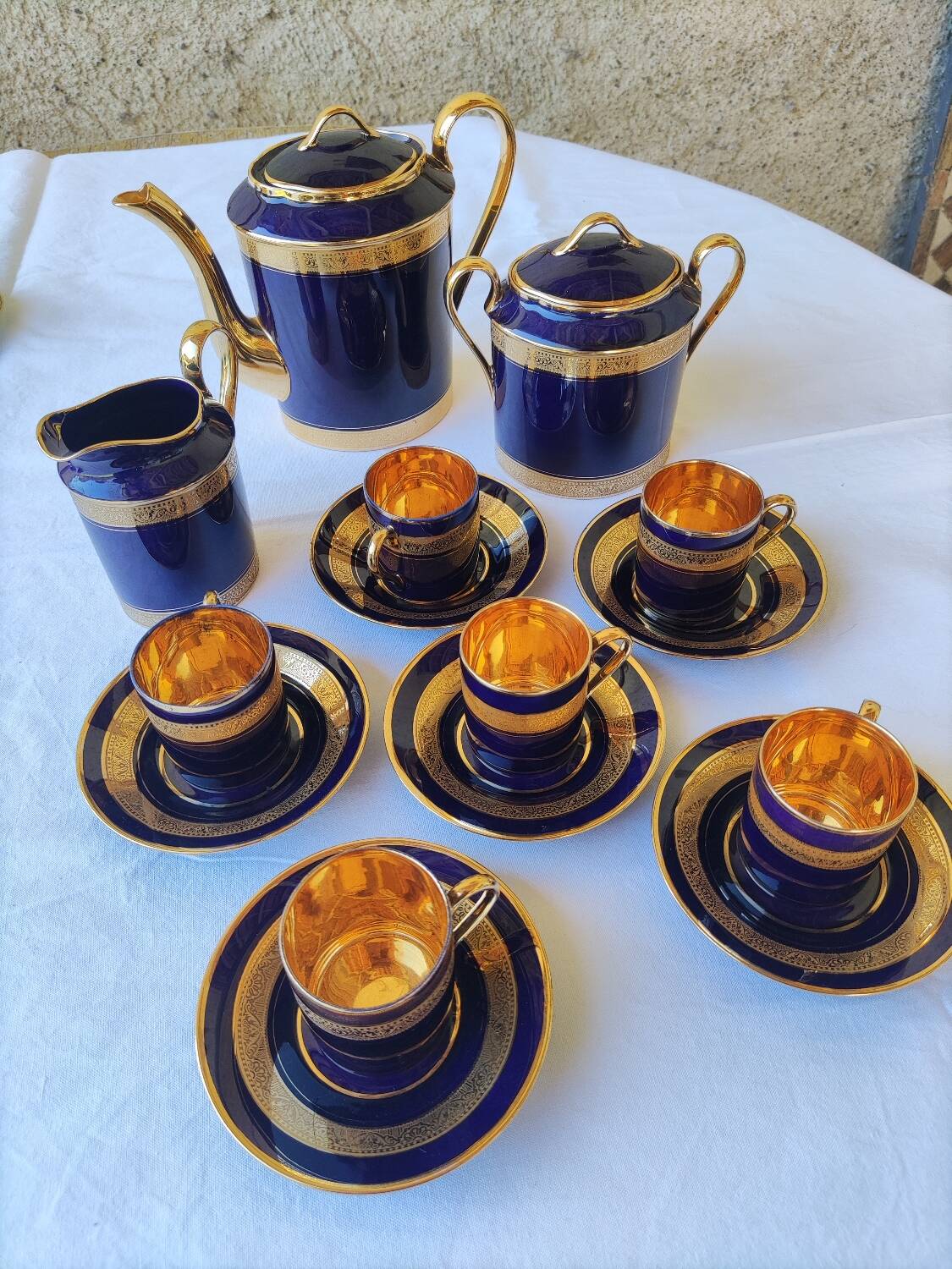 Limoges porcelain coffee service - Egle - Oven blue and gold -