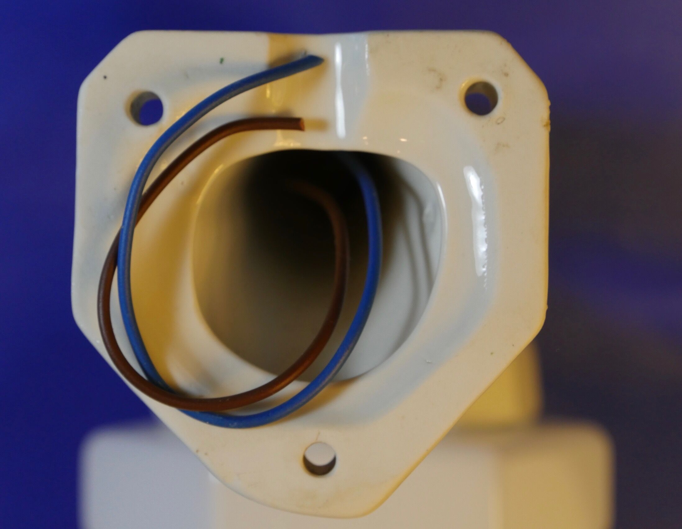 Porcelain art deco appliques