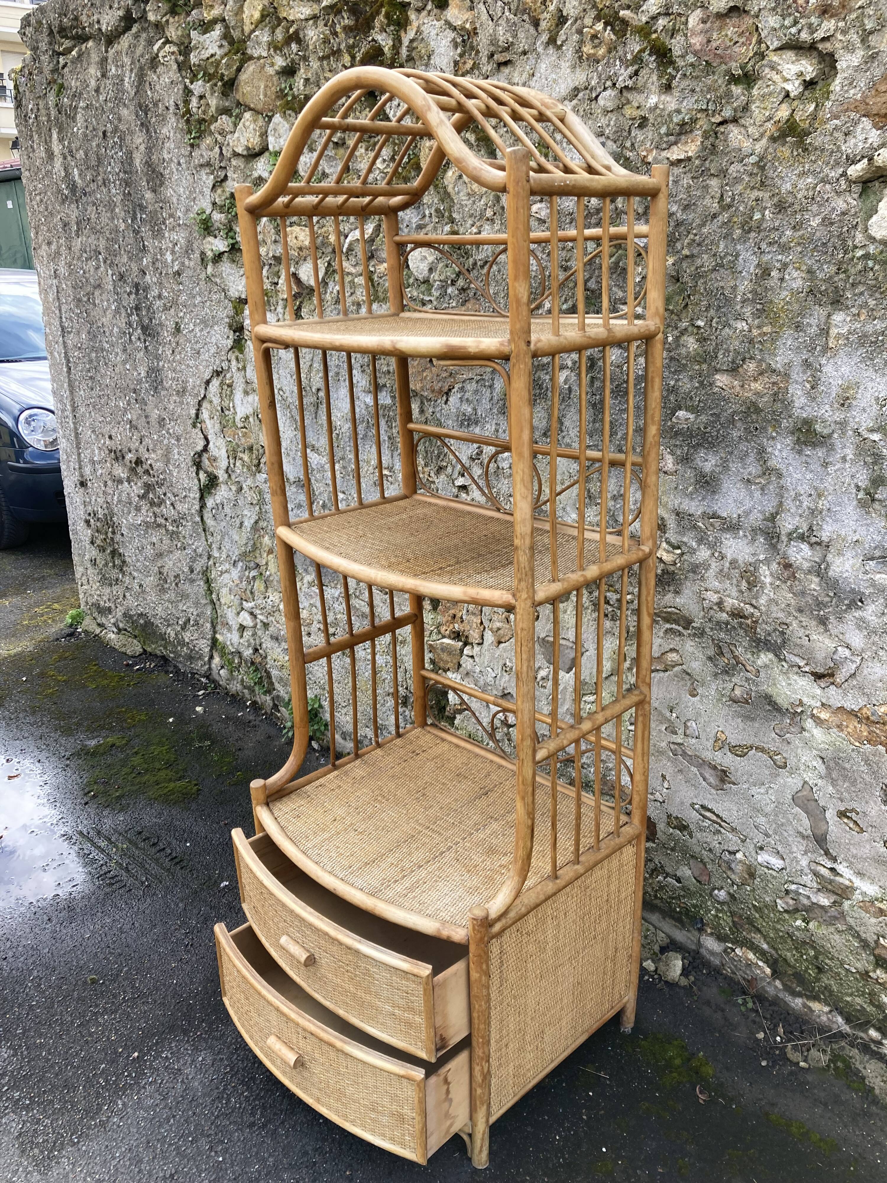 Rattan furniture for veranda.