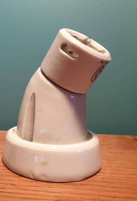 Minimalist elbow wall lamp Art Deco porcelain
