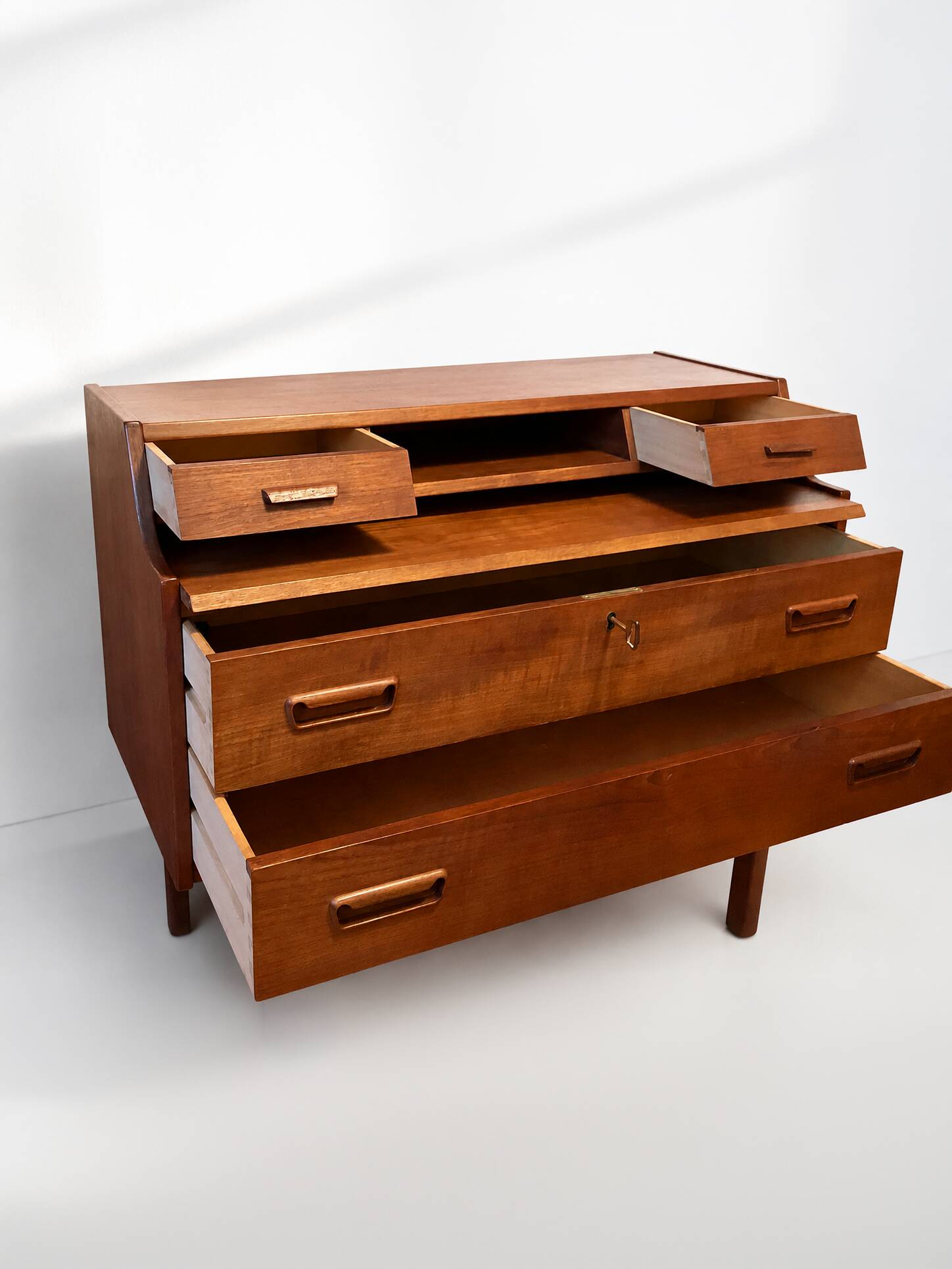 Secretary desk by Arne Wahl Iversen for Vinde Møbelfabrik