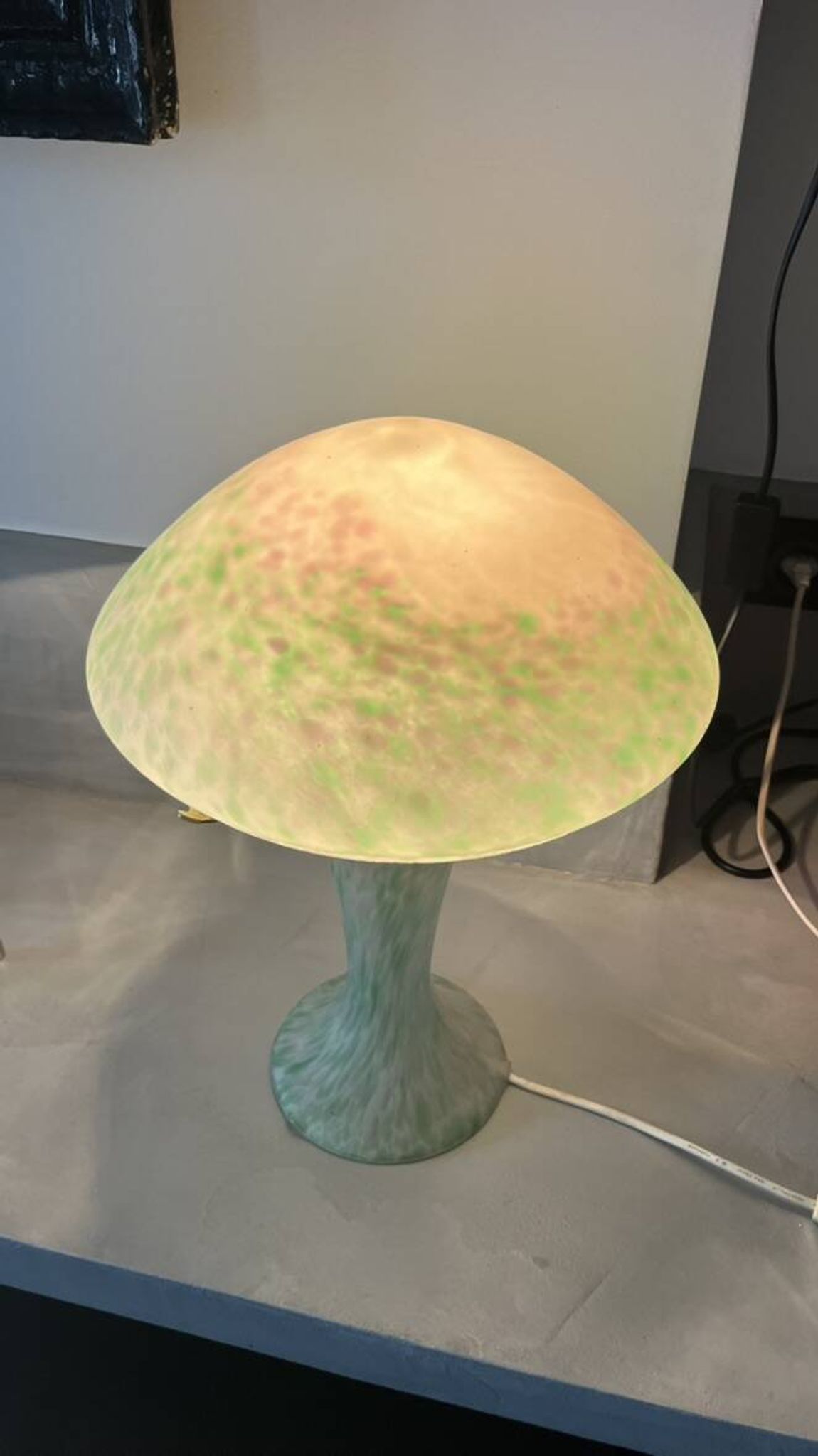 Grey-green mushroom lamp in glass