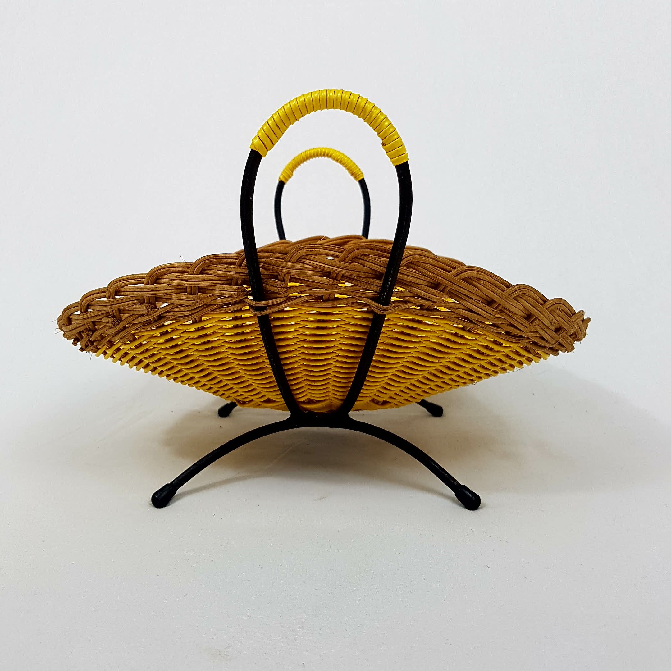 Corbeille a fruits scoubidou jaune